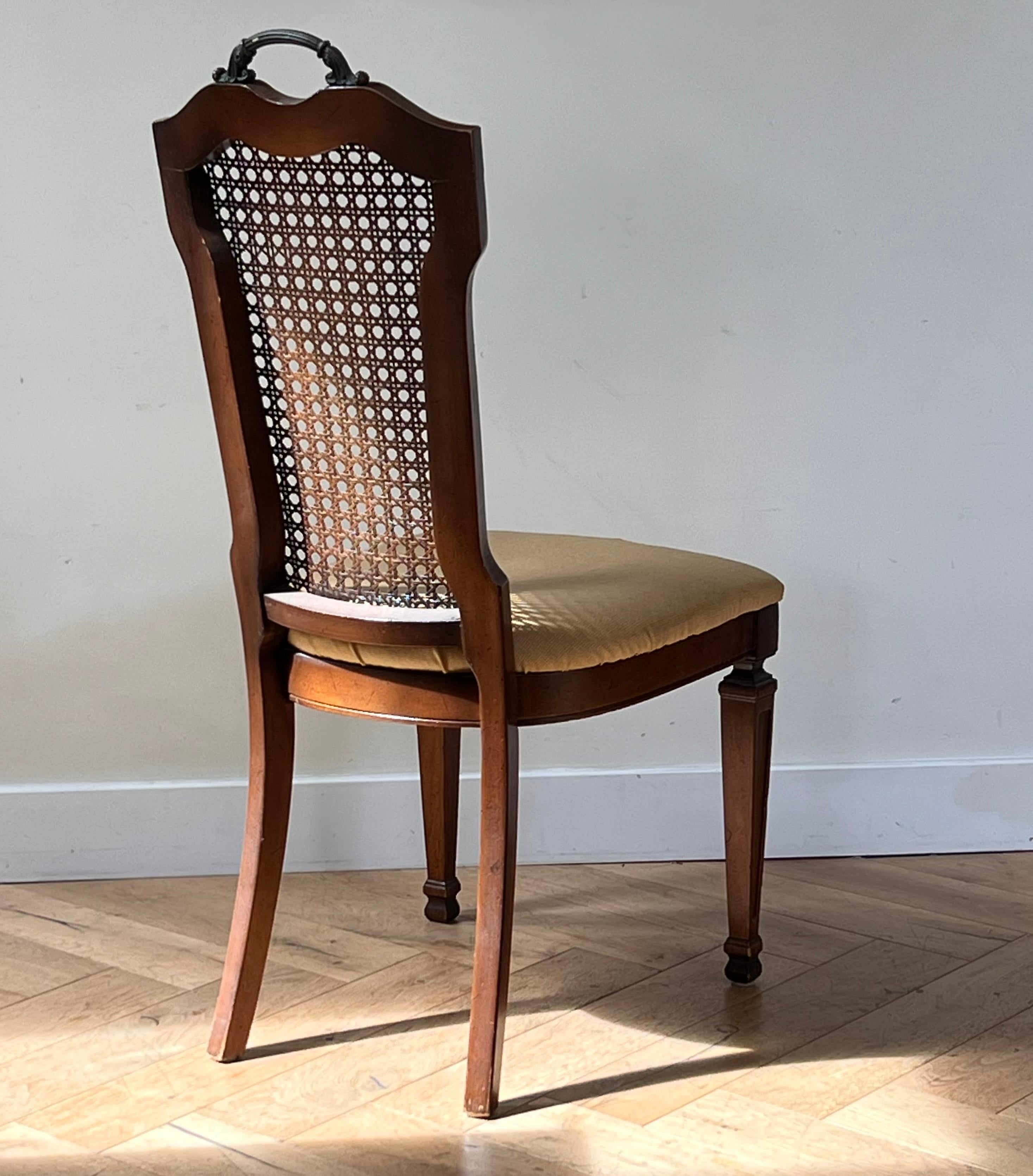 Victorien tardif Ancienne chaise de salle à manger en bois sculpté et rotin, début du siècle en vente