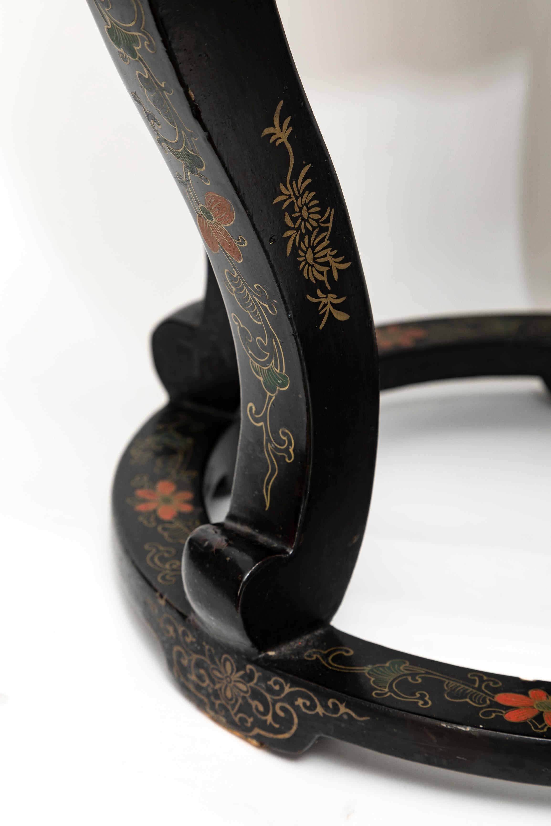 Antique The Pedestal/Stand chinois cloisonné avec dessus incrusté de coqs cloisonnés en vente 3