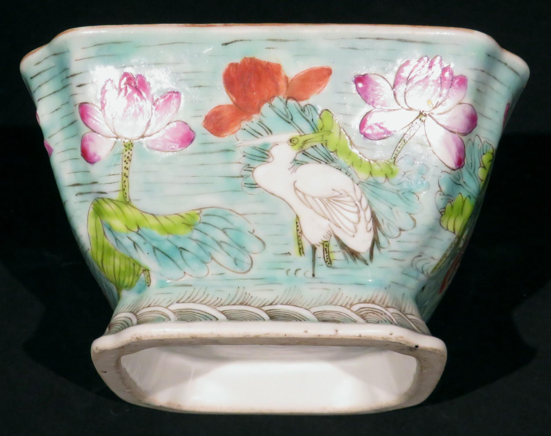 20th Century A Chinese Export Enamelled Porcelain Bowl, Qing Period Circa 1900