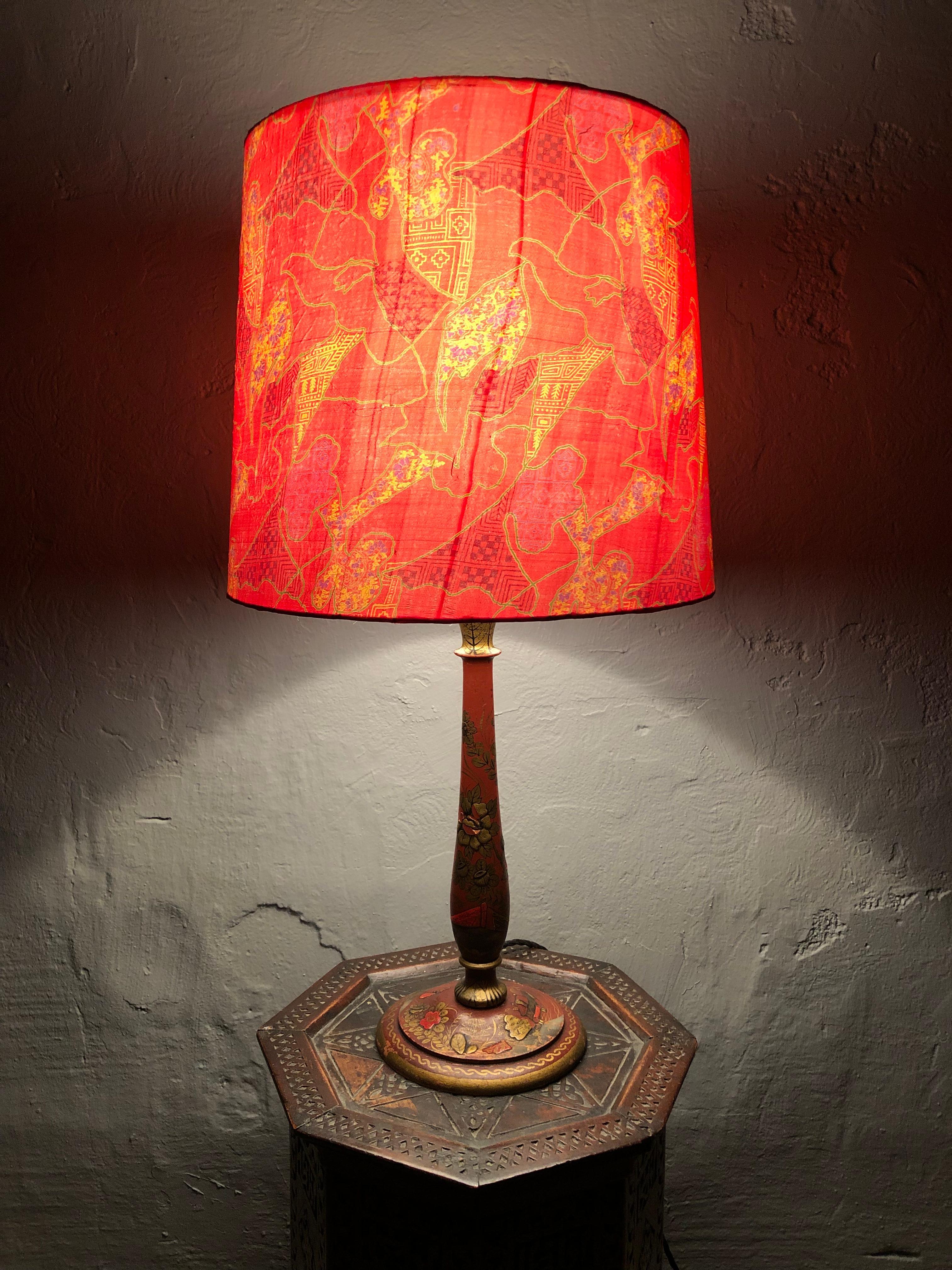 Wood Antique Chinoiserie Table Lamp For Sale