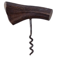 An antique corkscrew made from a fragment of deer antler - France - Early XXth