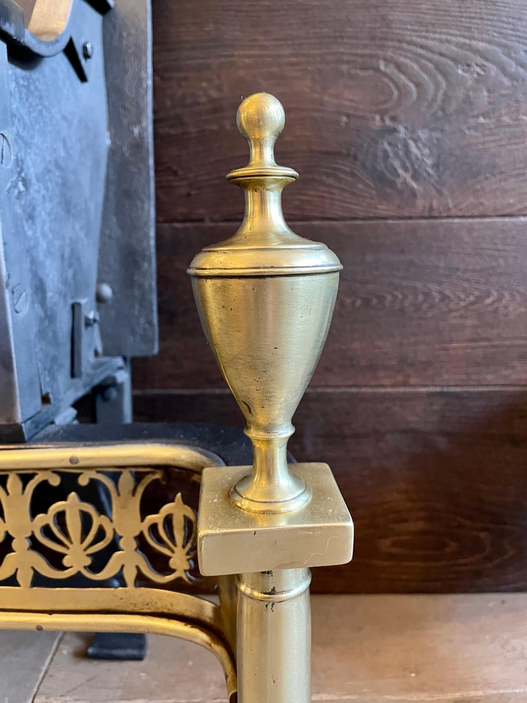 An Antique English Fire Grate For Sale at 1stDibs