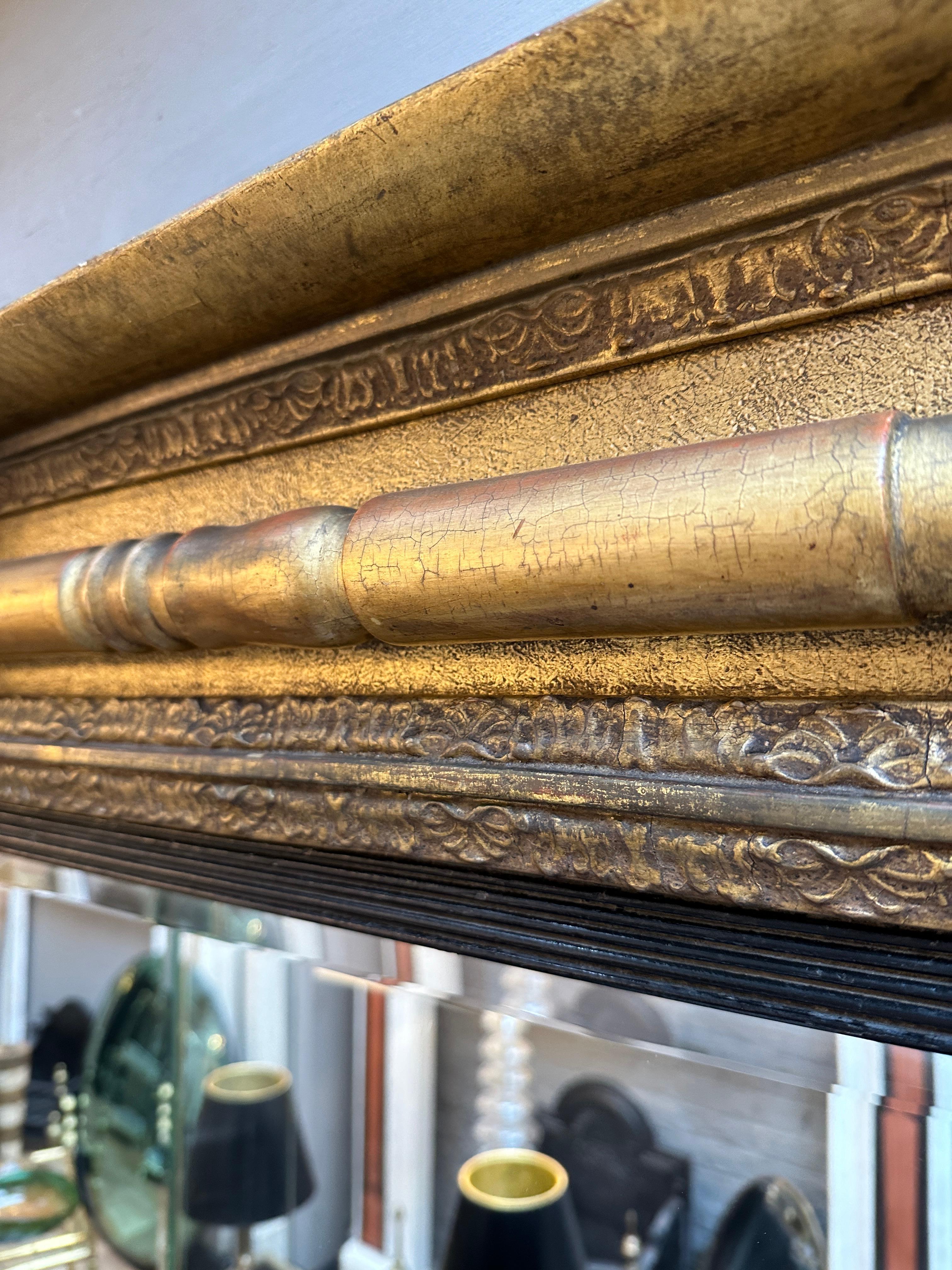 Bois doré Antique Regency English Gold Gilt Overmantel Mirror (miroir à trumeau)  en vente