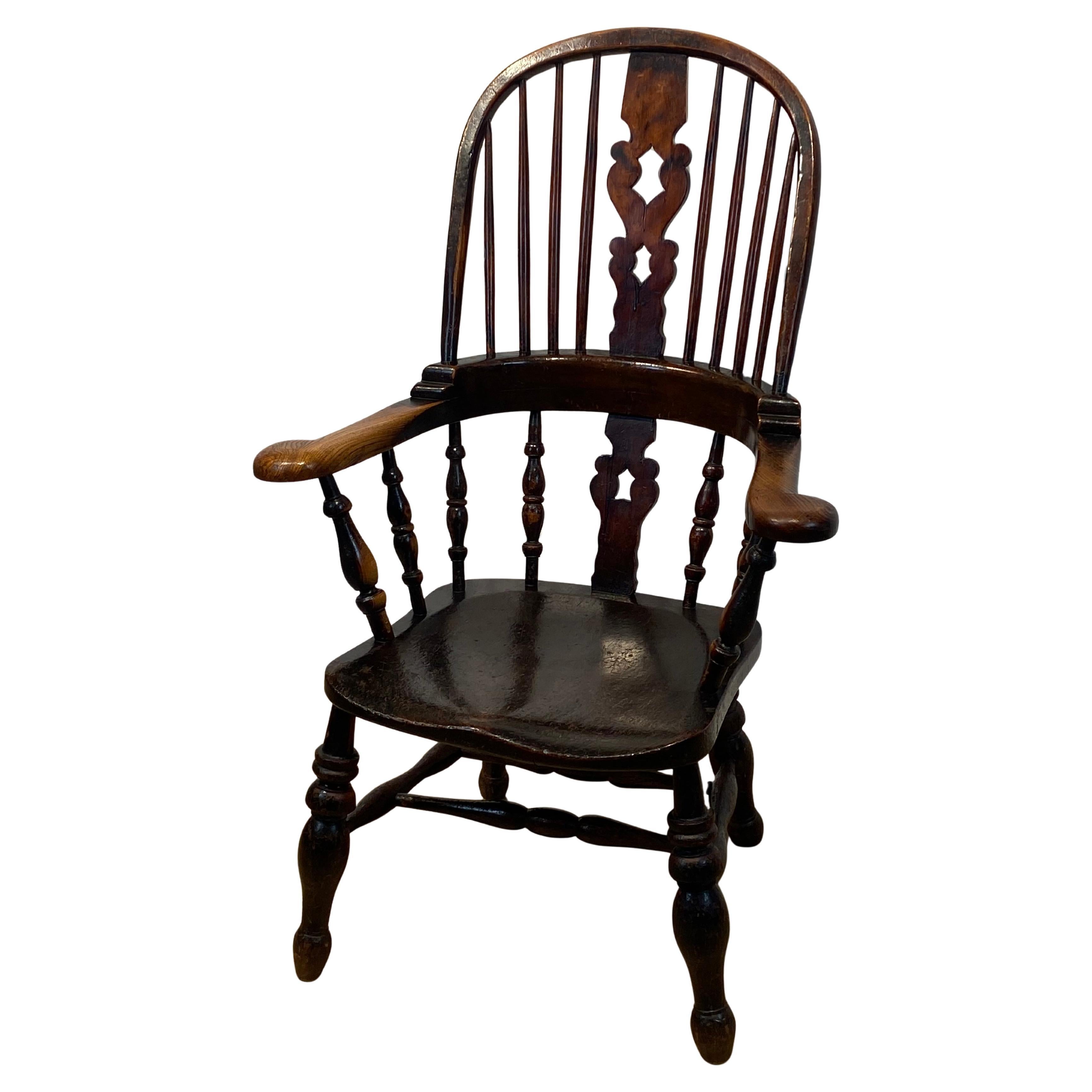 An Antique English Windsor Chair