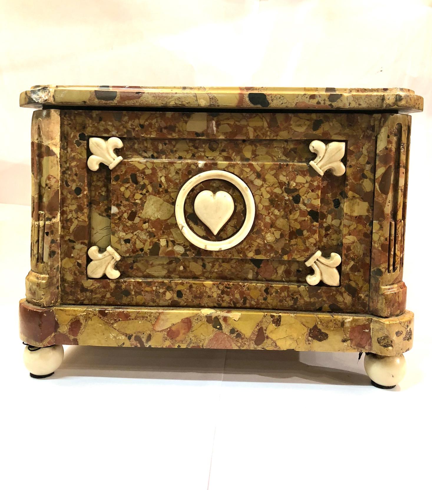 Italian An Antique Florentine Peche d'Alap Marble Casket For Sale