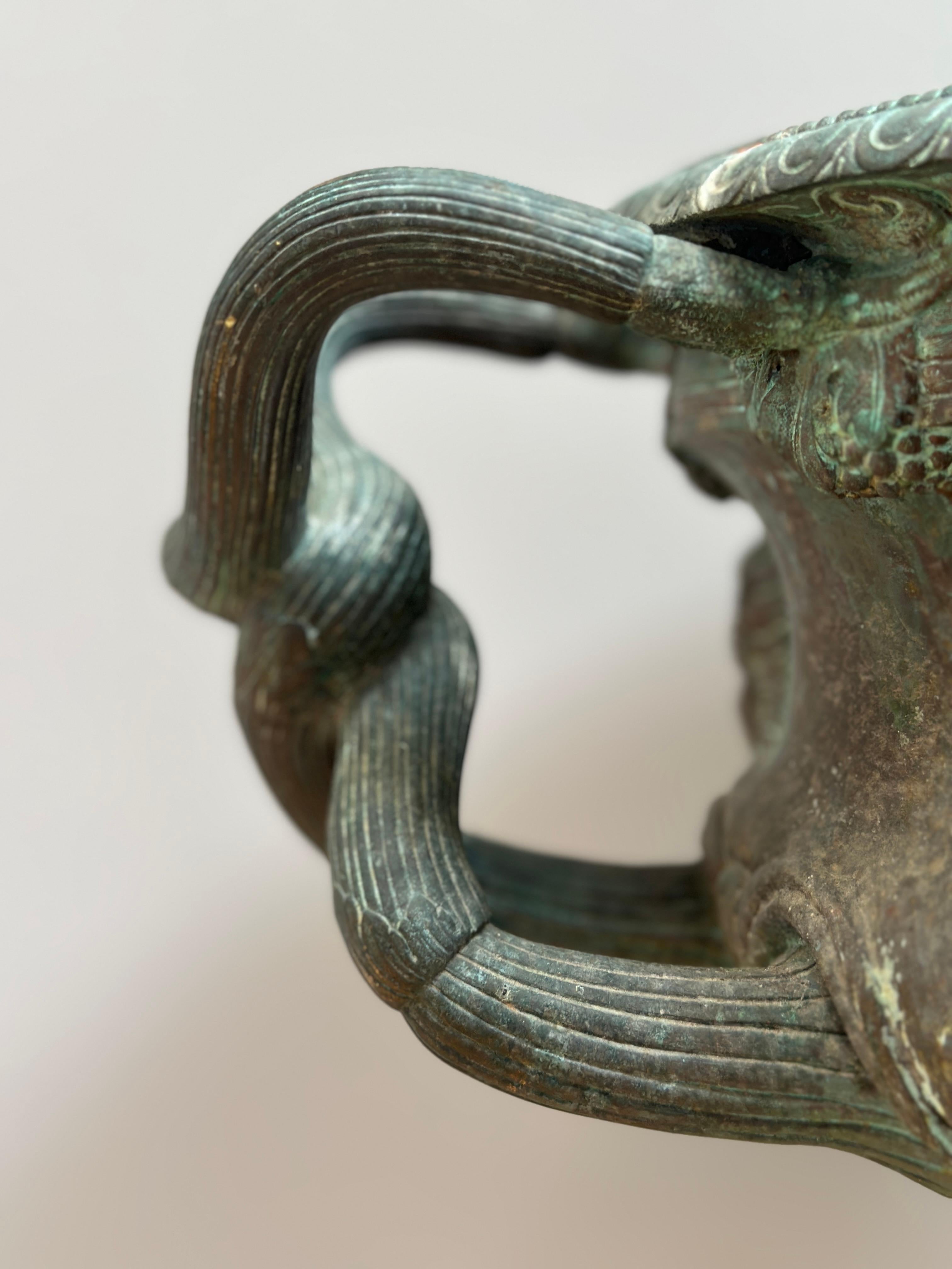 Una Urna Warwick Antigua Francesa de Bronce del Siglo XIX en venta 1