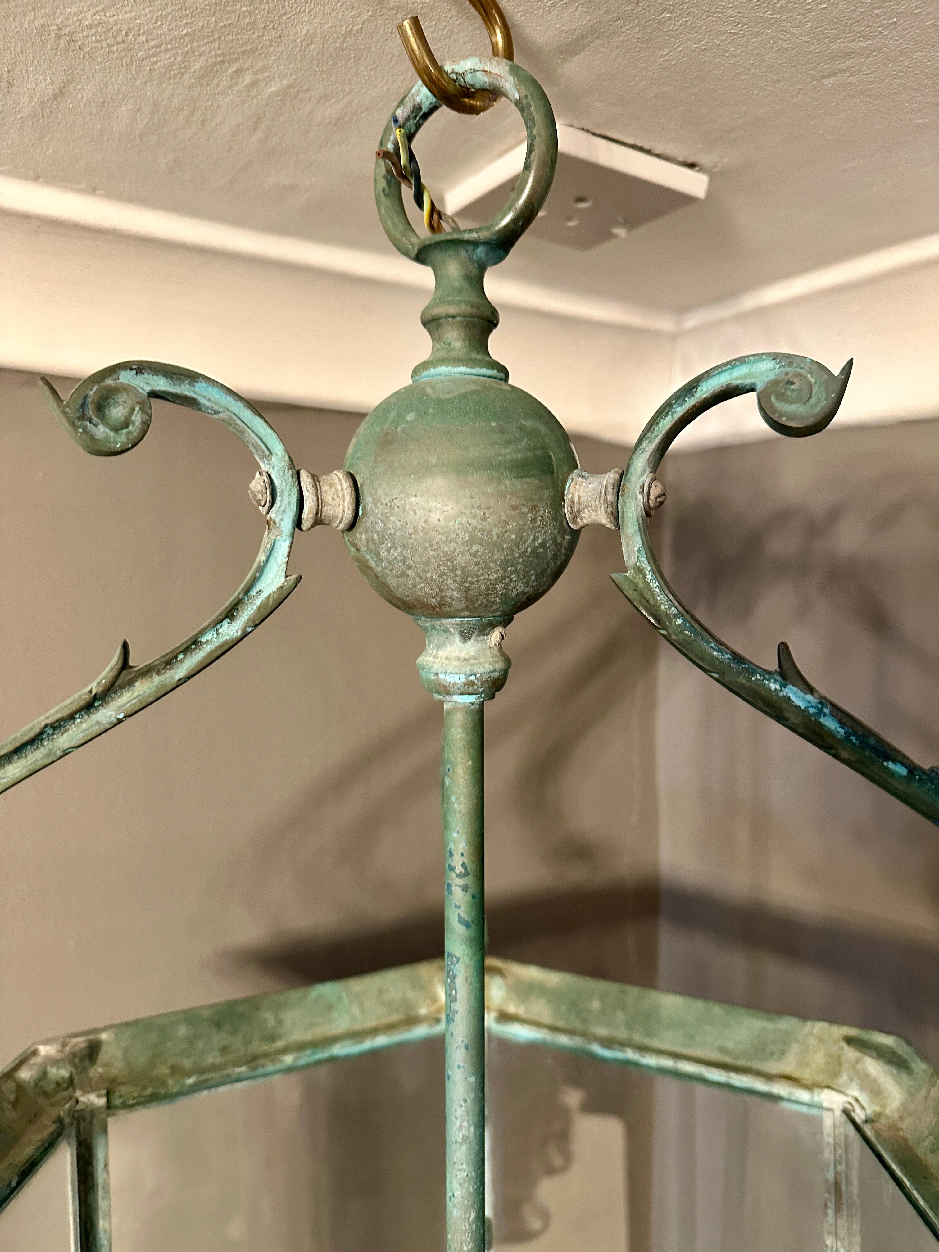 Ancienne lanterne française en bronze vert-de-gris en vente 1