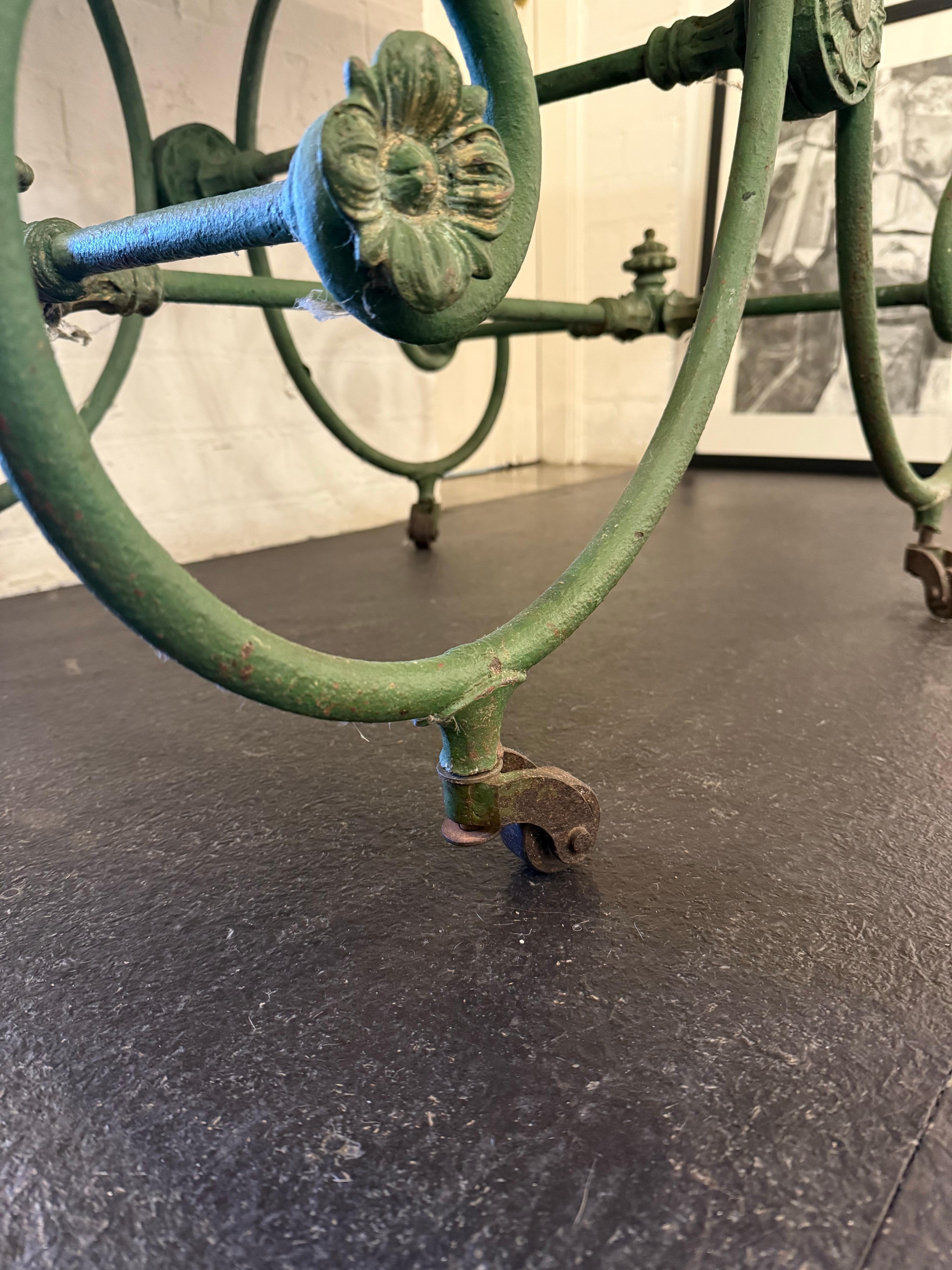 Antique French Butchers Table, fin du 19ème siècle en vente 1