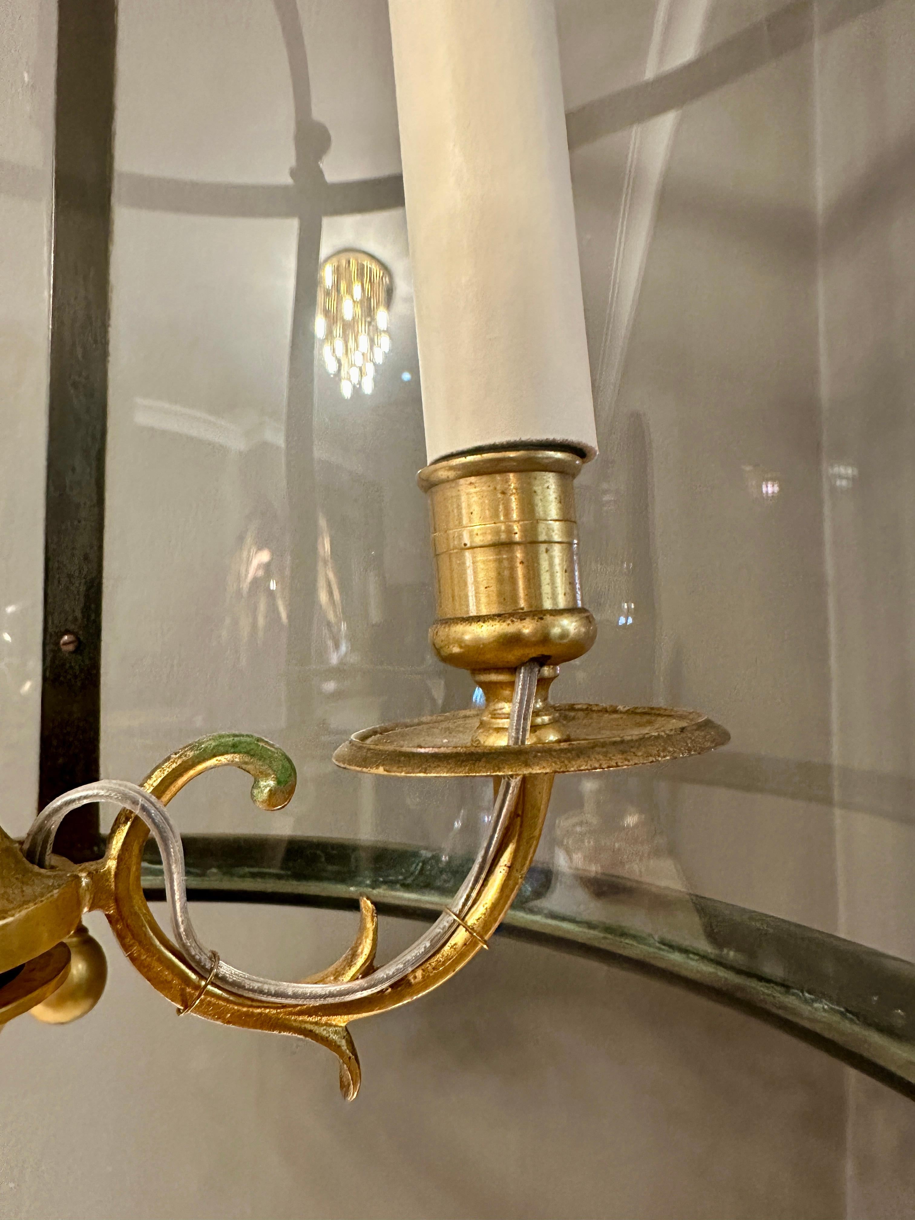 Ancienne lanterne française de style Empire en laiton doré et bronze patiné Bon état - En vente à London, GB