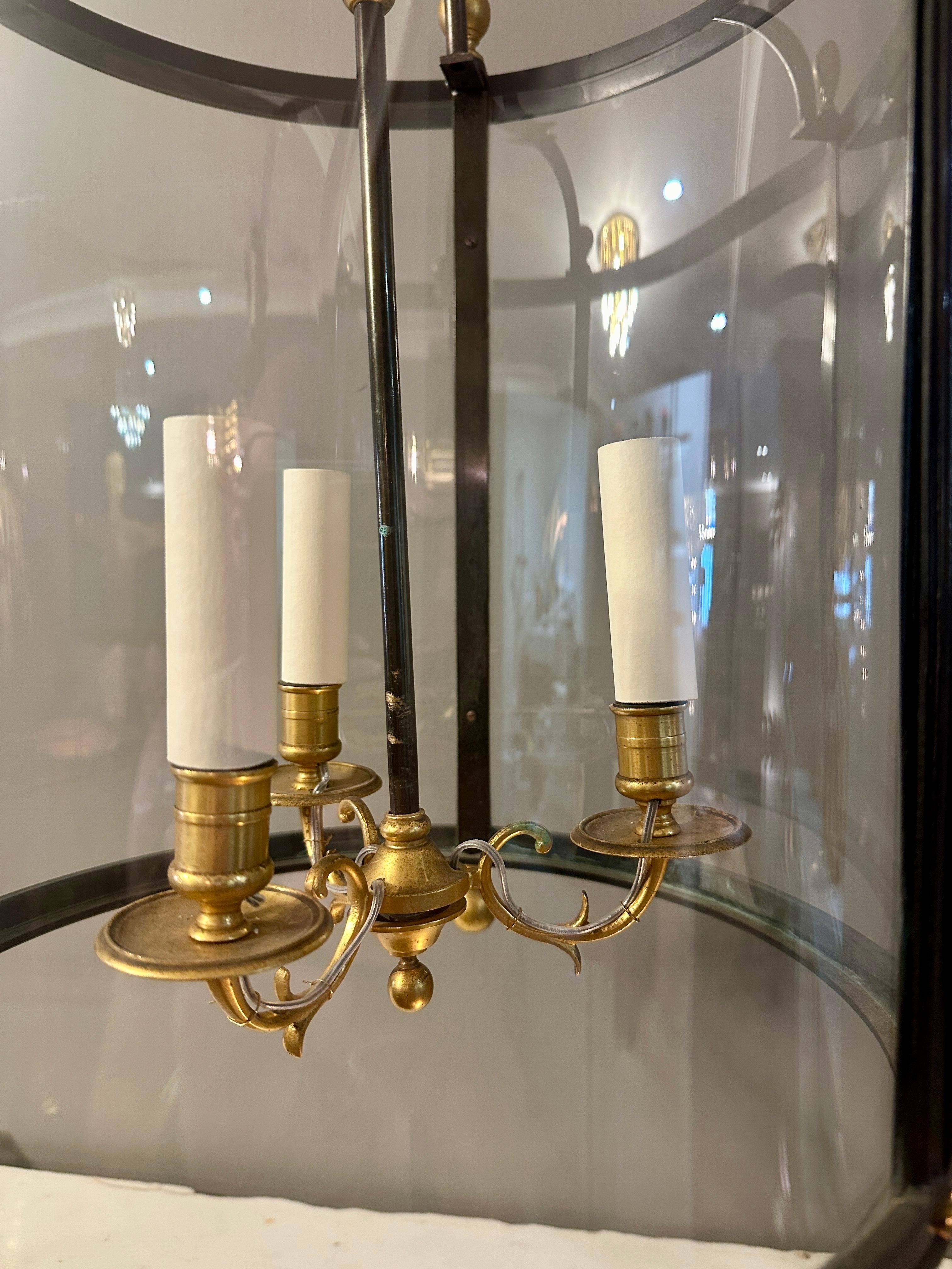 Fin du XIXe siècle Ancienne lanterne française de style Empire en laiton doré et bronze patiné en vente