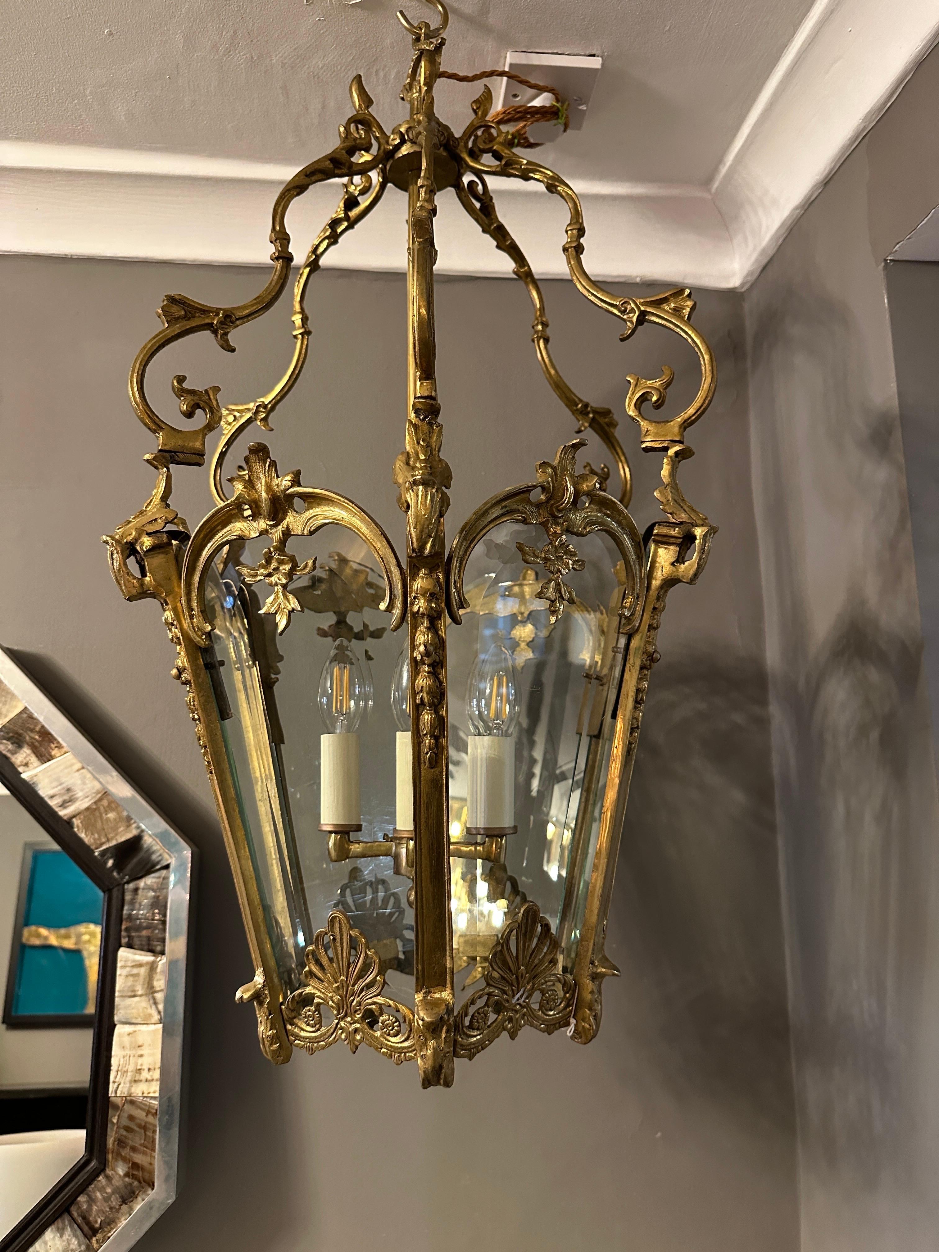 An Antique French Gilt Bronze Louis XV Style Rococo Lantern  For Sale 7