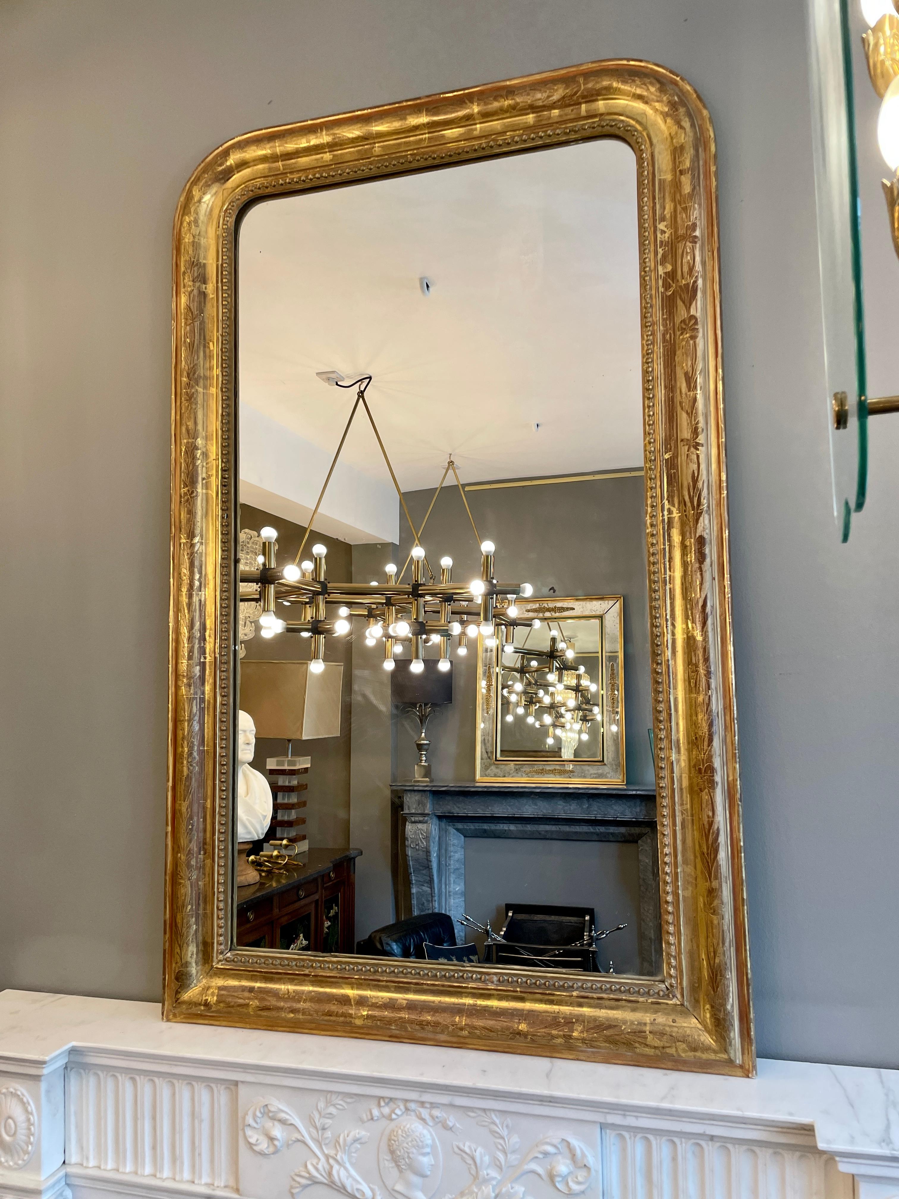 An Antique French Gold Gilt Mirror  3