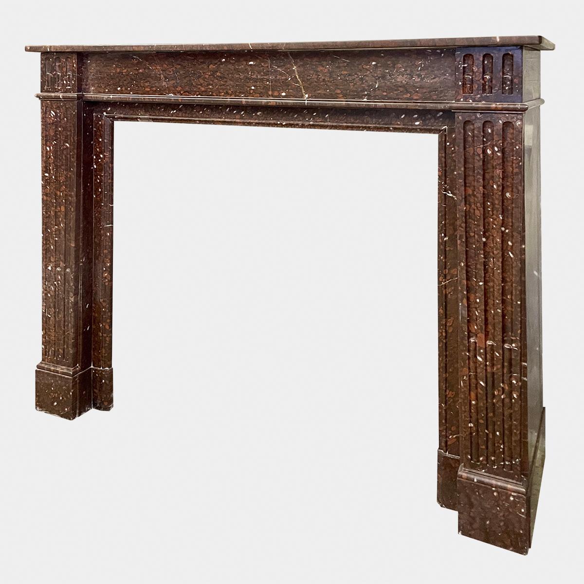 Antique French Louis XVI Style Fireplace Mantel In Good Condition In London, GB