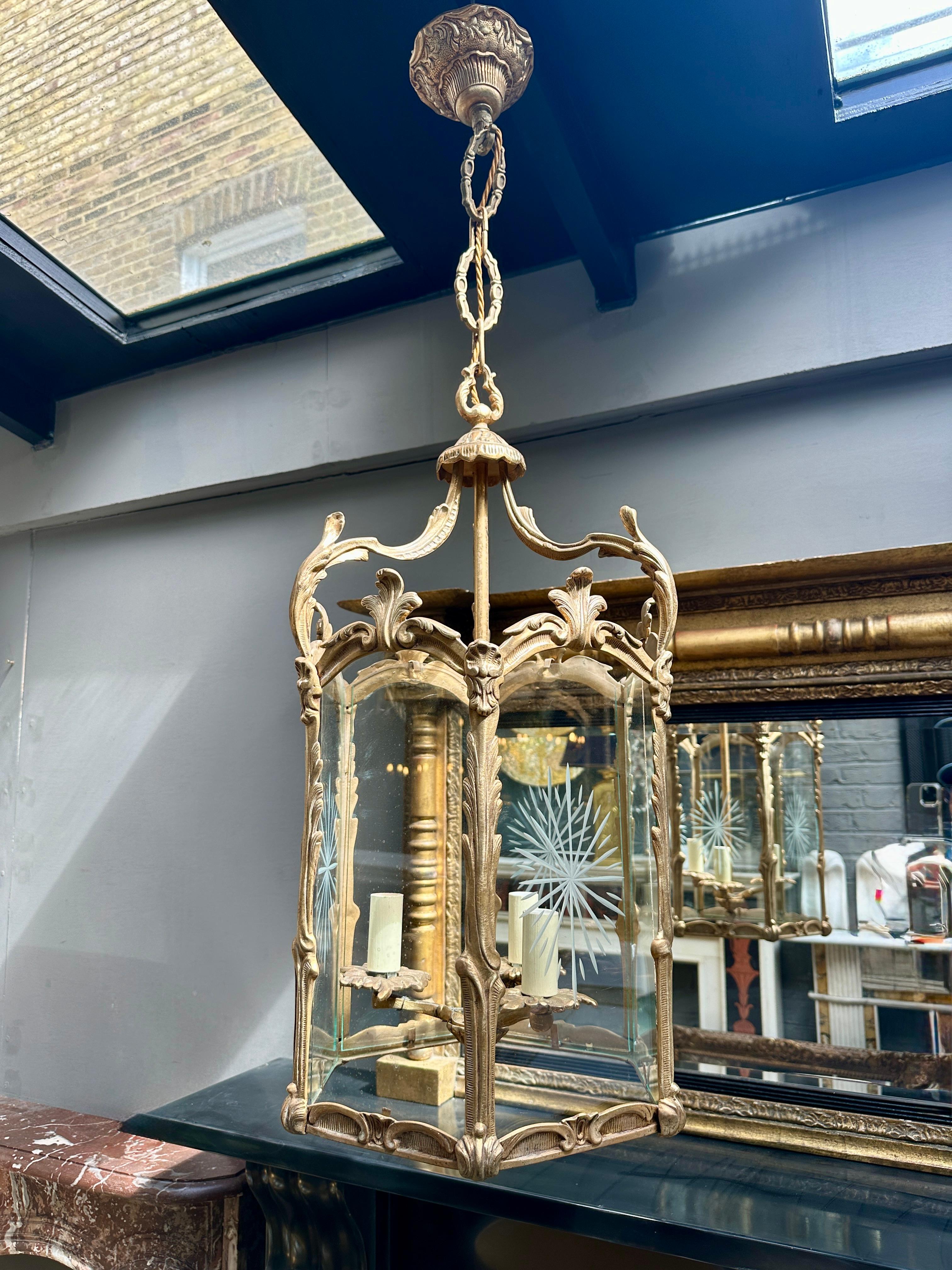 Ancien bronze doré français  Lanterne Rococo en vente 10