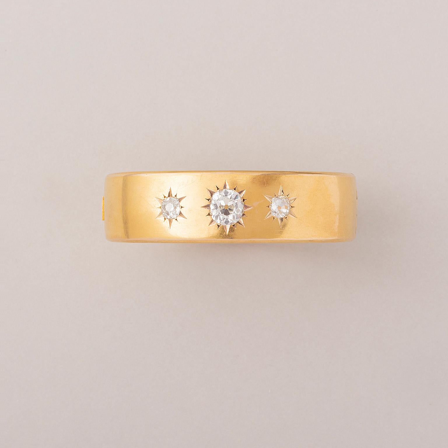 Antique Gold and Diamond Bangle In Good Condition In Amsterdam, NL