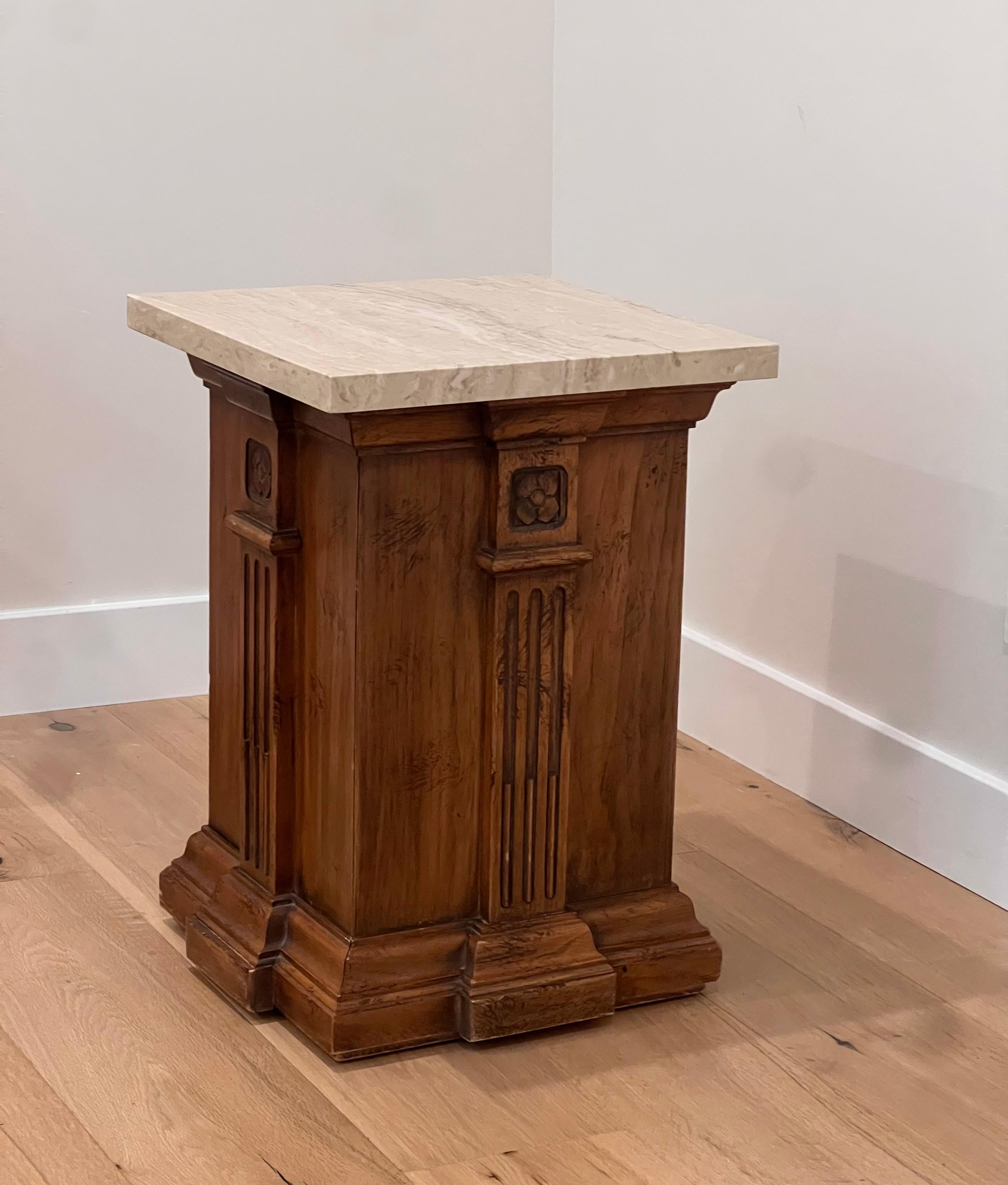 20th Century An antique hand-carved Arts & Crafts side table / pedestal, early 20th century For Sale