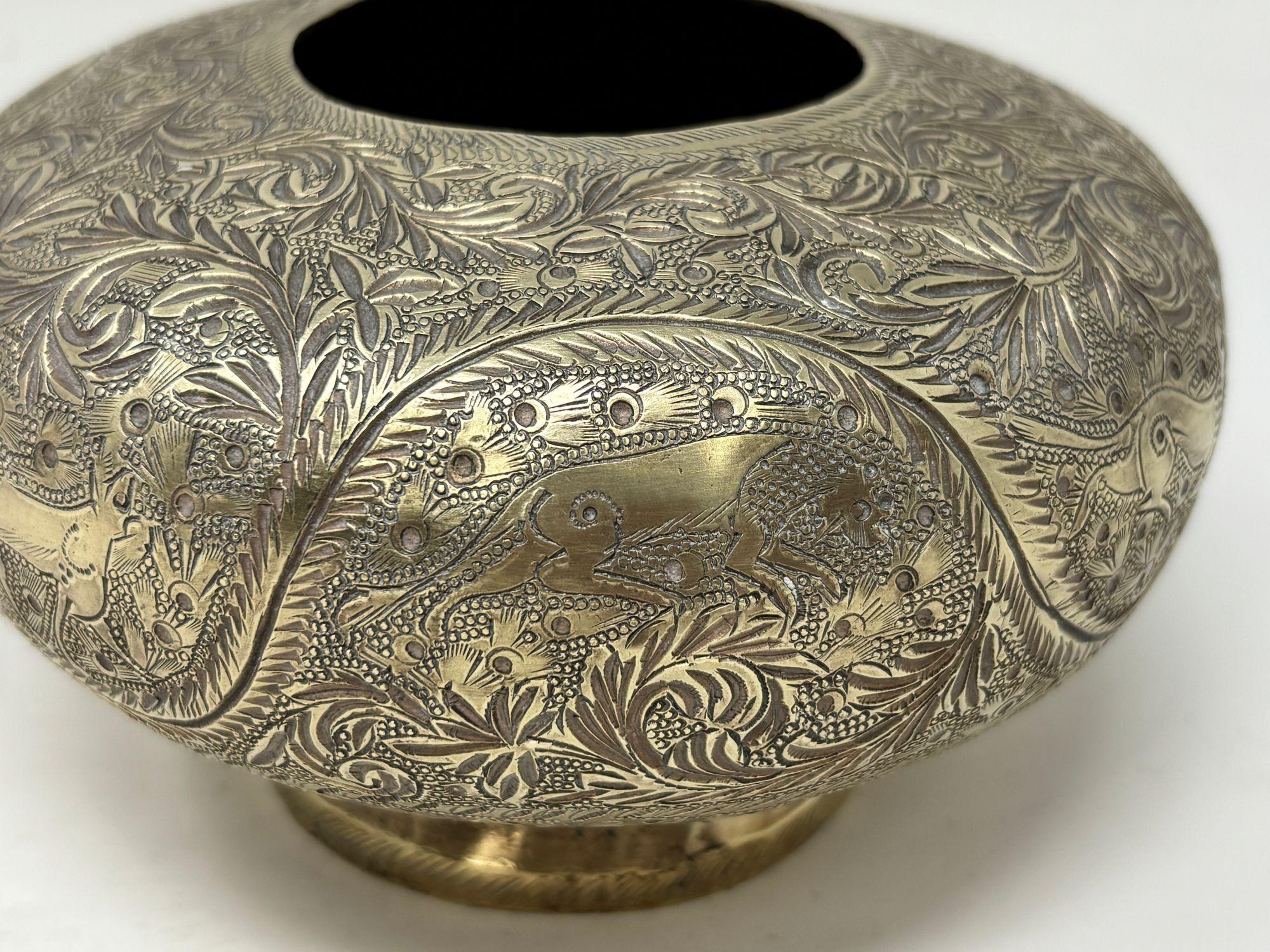 An antique Hand-Chiseled Indo-Persian Brass Bowl For Sale 6