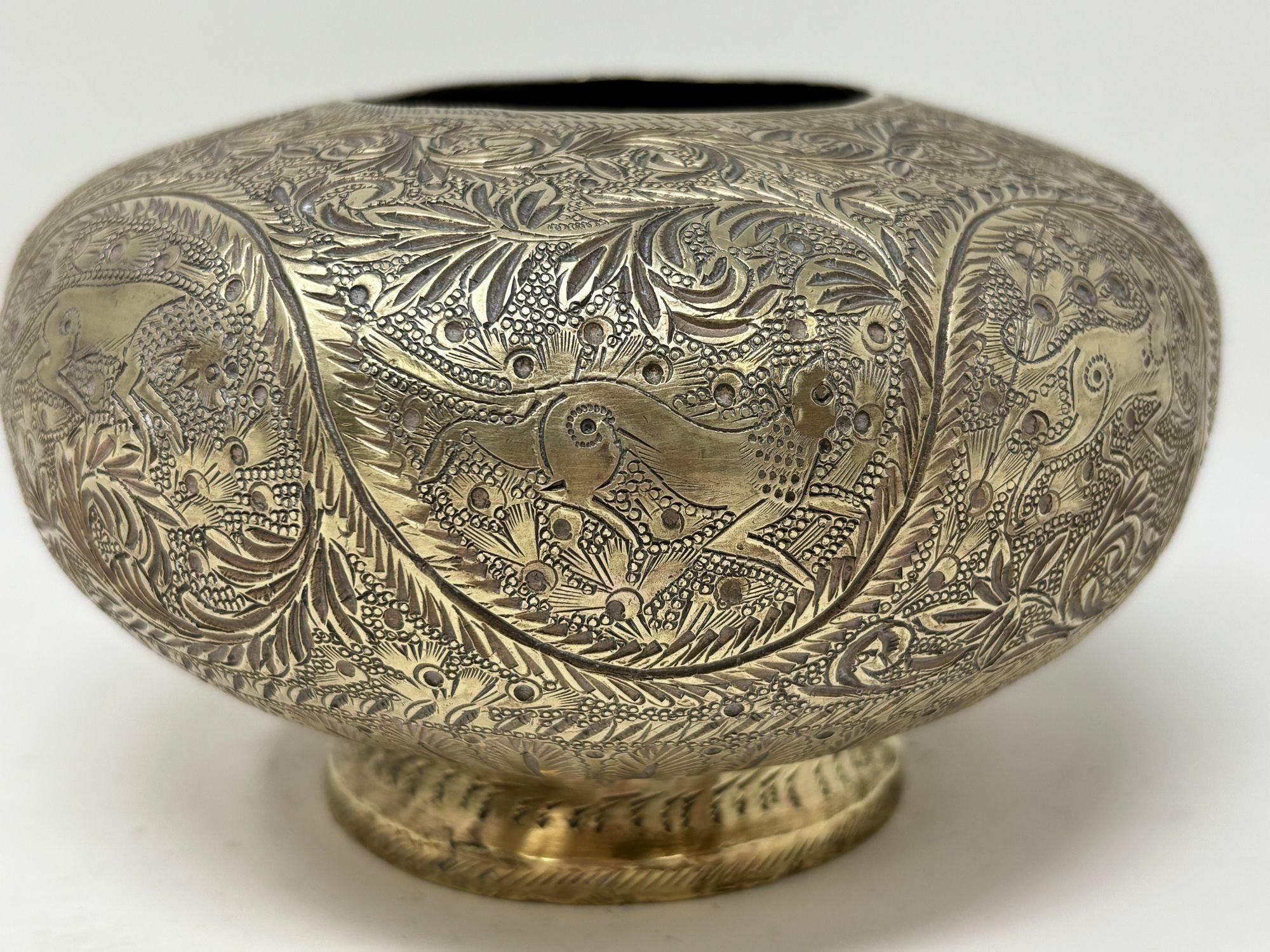 An antique Hand-Chiseled Indo-Persian Brass Bowl For Sale 8