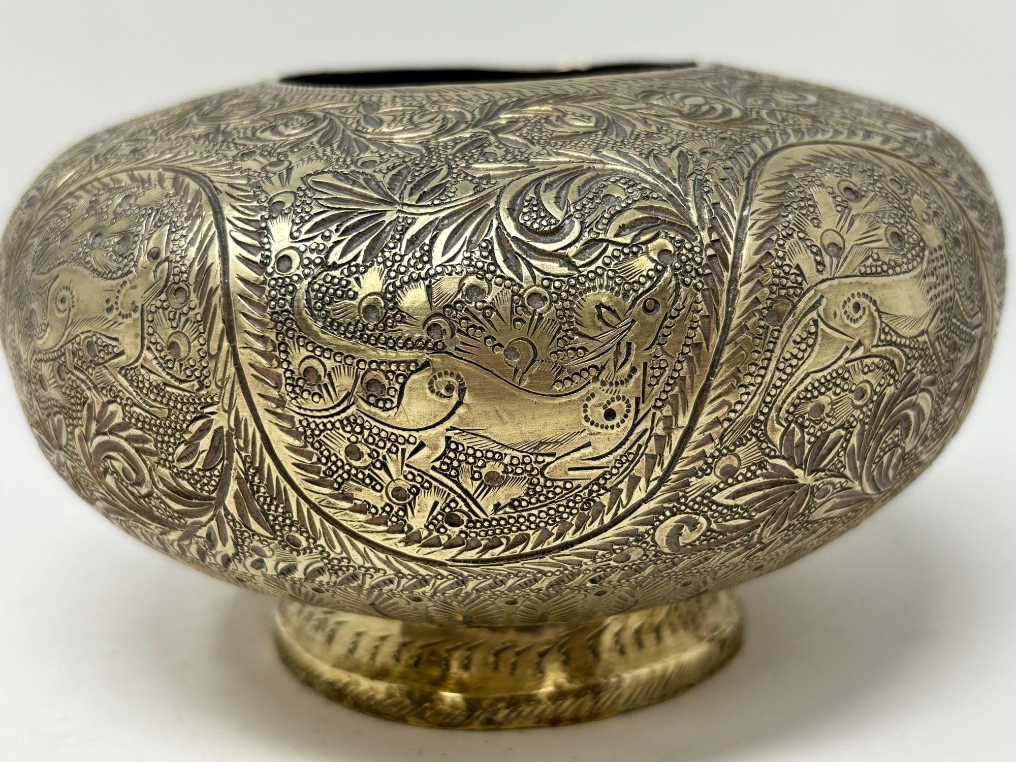 An antique Hand-Chiseled Indo-Persian Brass Bowl For Sale 10