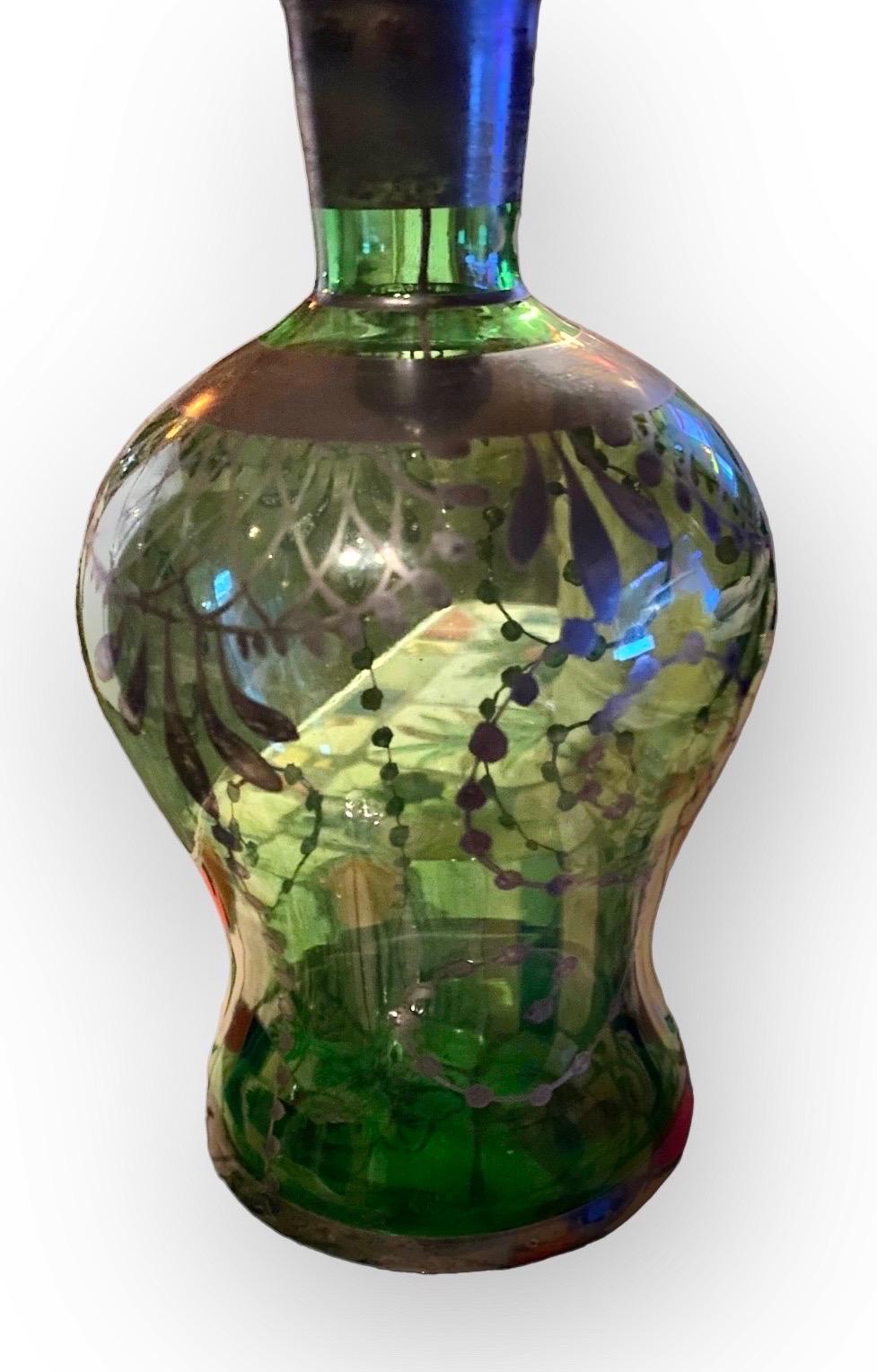 Antiker italienischer Smaragd-Dekanter aus mundgeblasenem Glas und Silber mit vier Gläsern aus Smaragd im Angebot 2