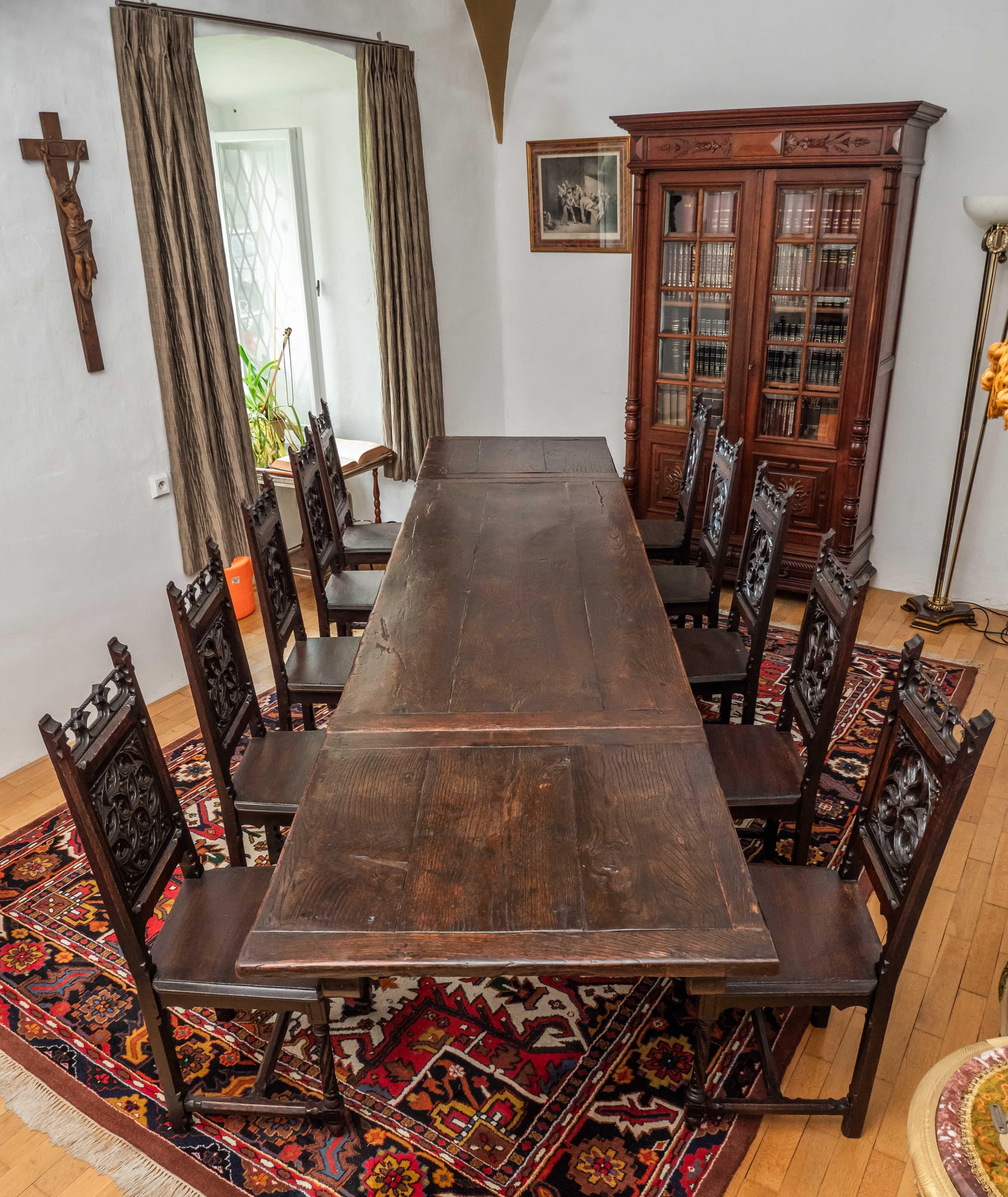 An antique large English table from the early 18th century For Sale 8