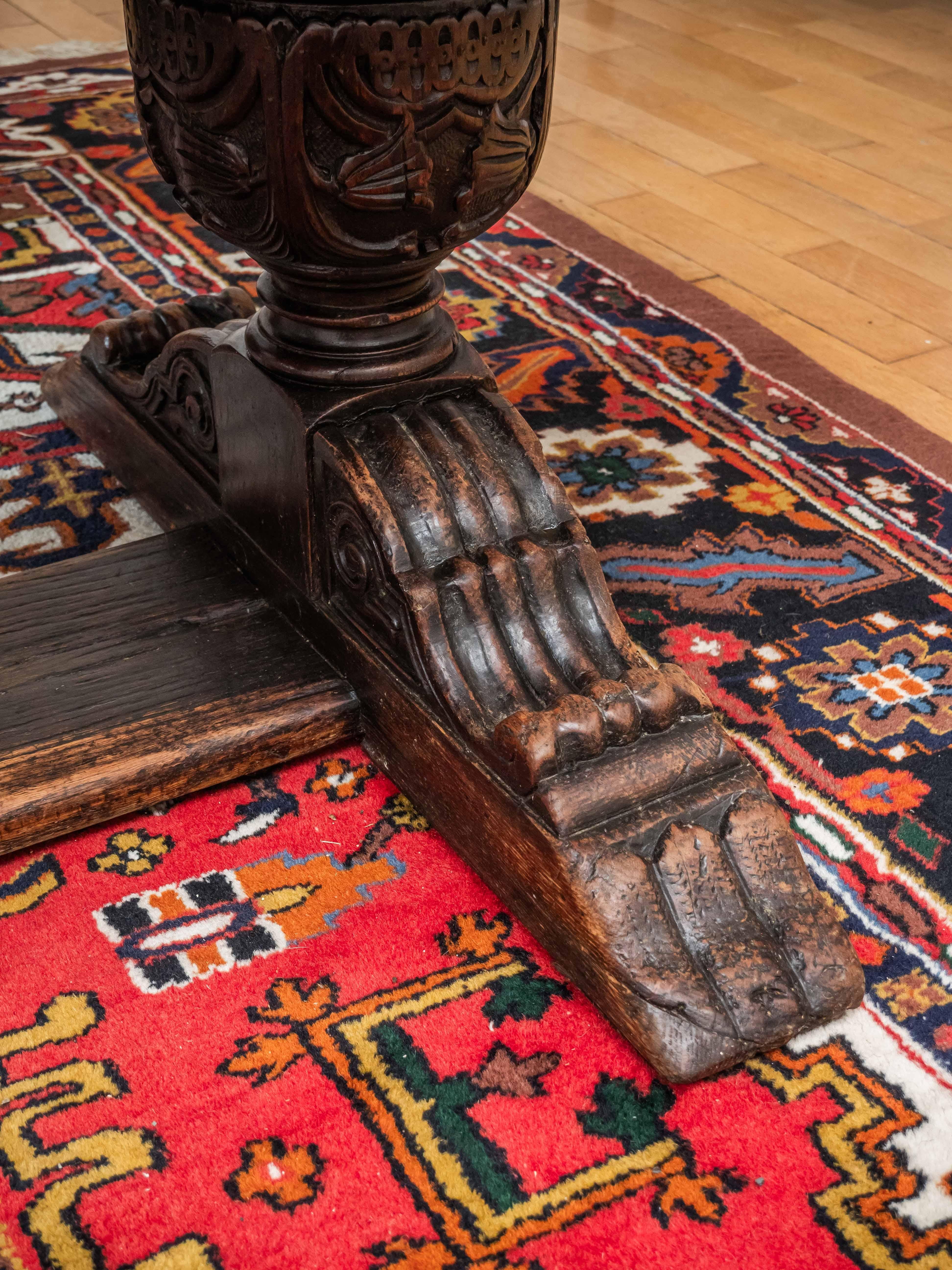 An antique large English table from the early 18th century For Sale 1