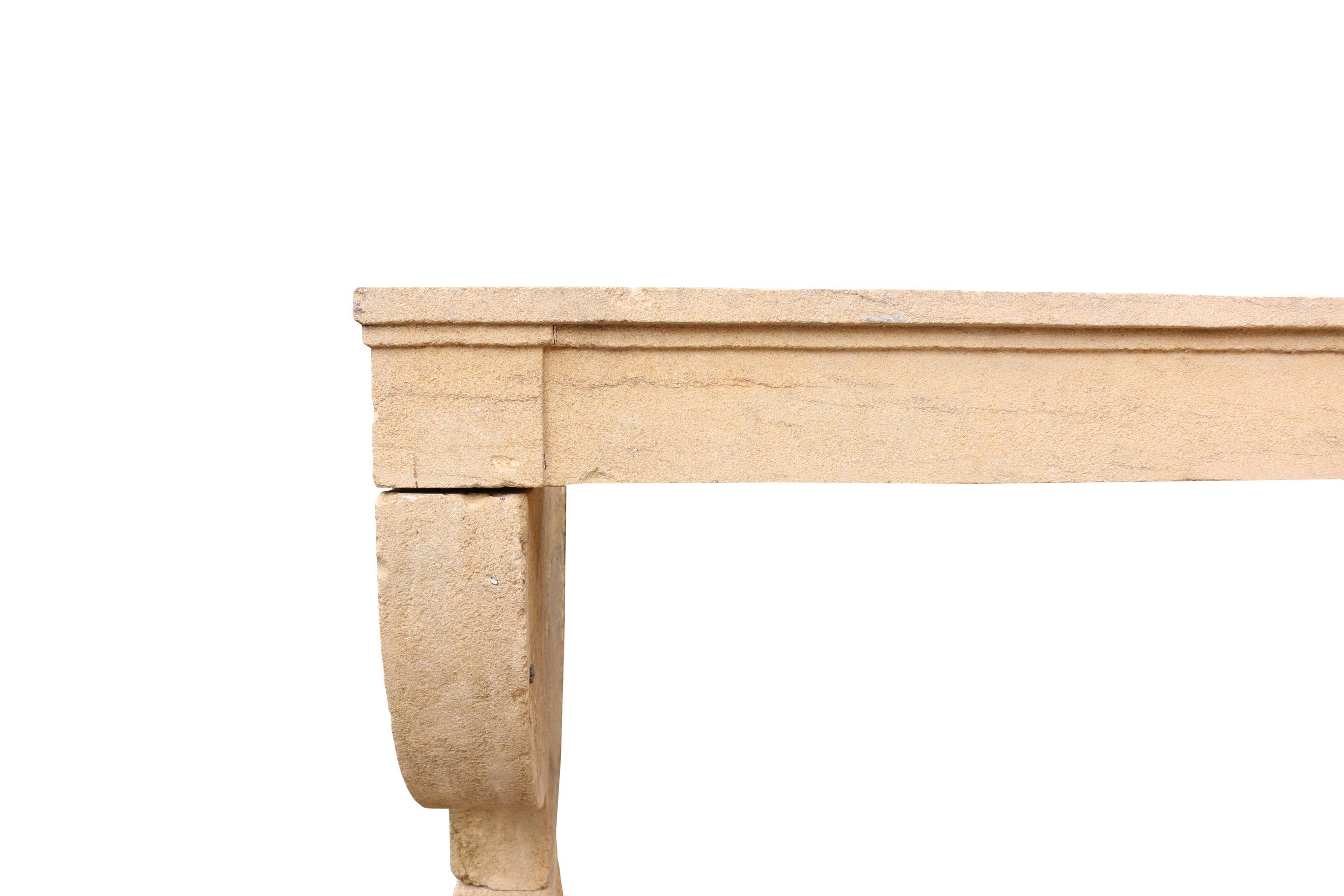 Antique Limestone Fireplace Mantel In Good Condition For Sale In Wormelow, Herefordshire