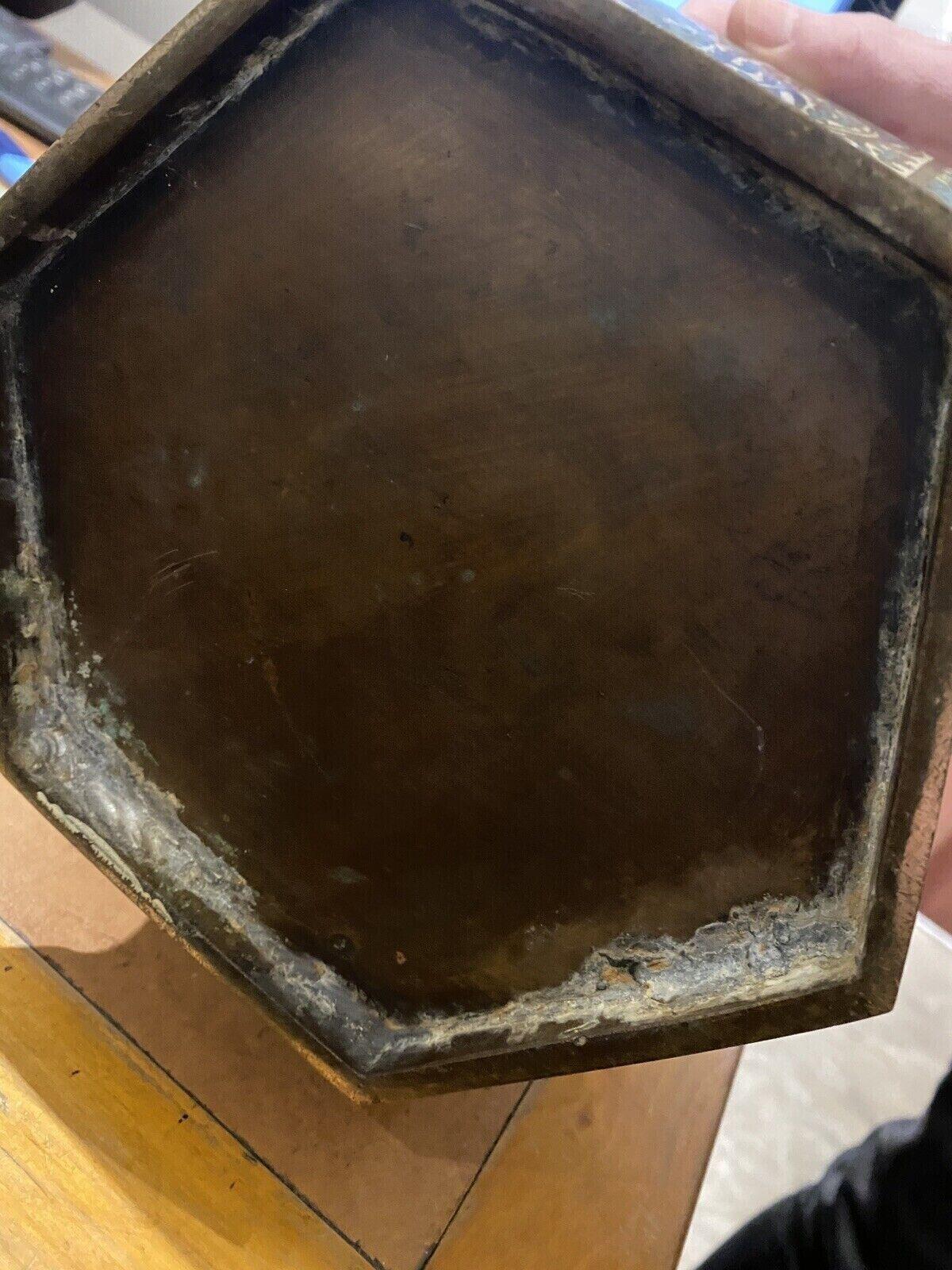 Vase ancien en bronze et émail cloisonné chinois du milieu du XIXe siècle. Phoenixes & Cranes en vente 2