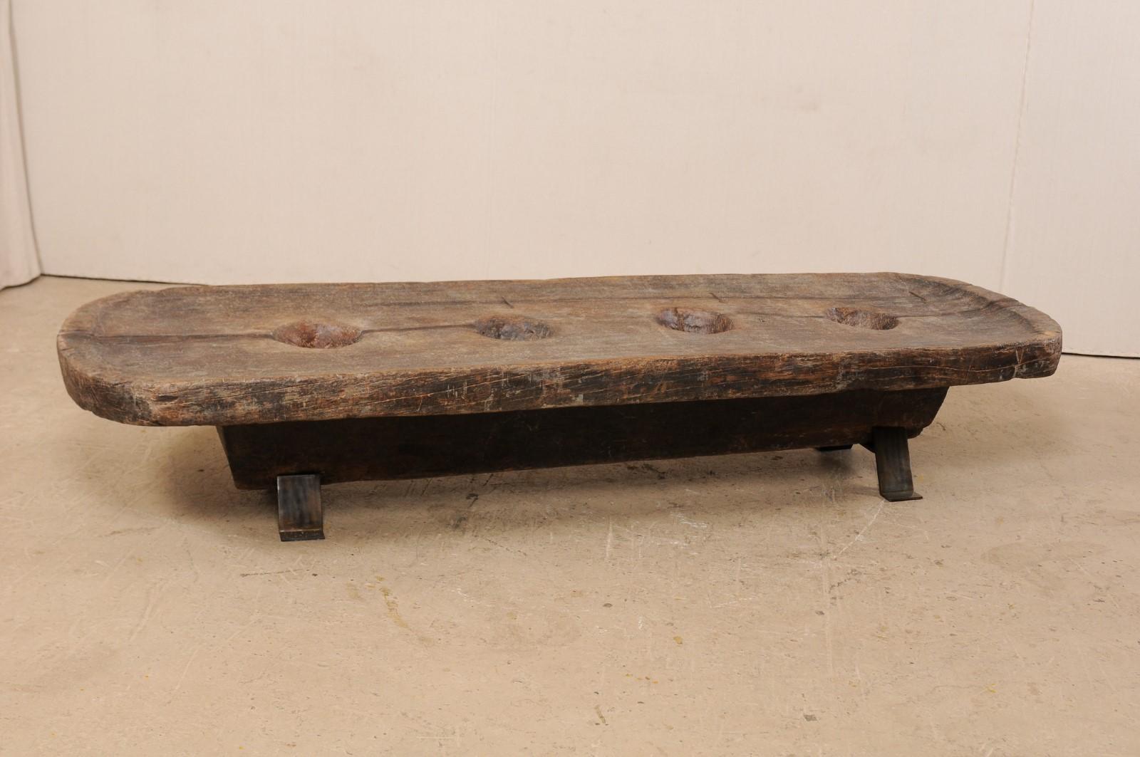naga grinder coffee table