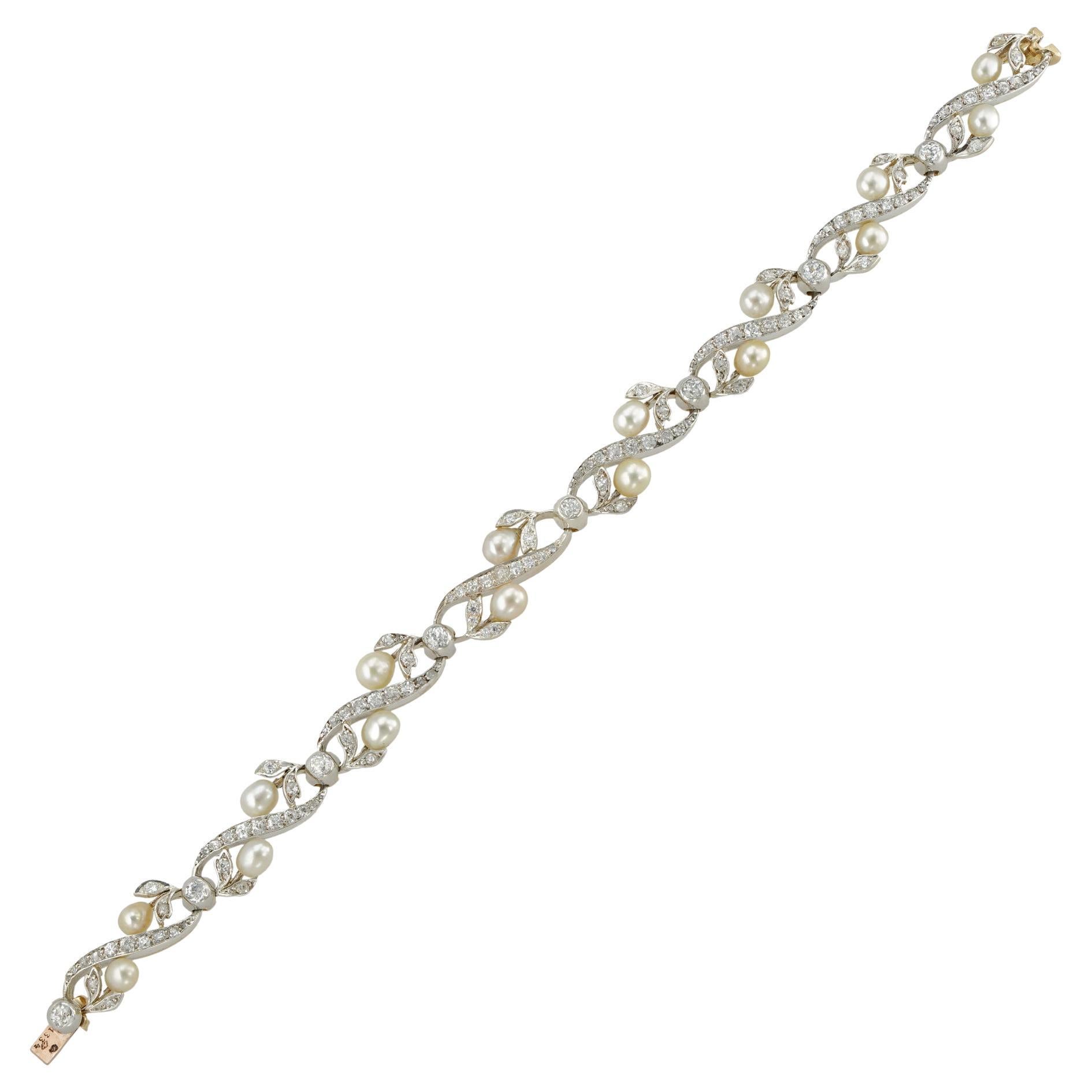 Un antico bracciale di perle naturali e diamanti