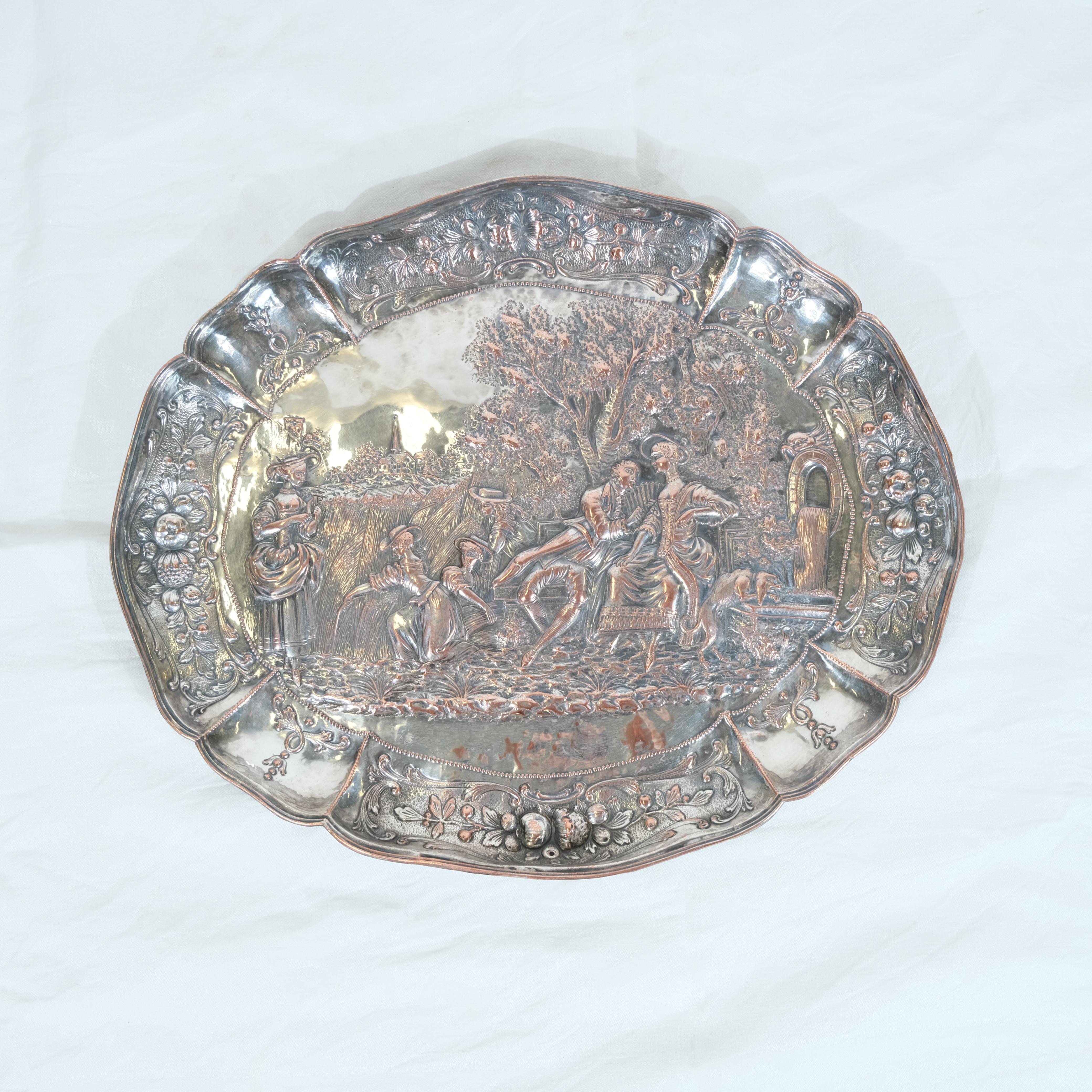 Rococo Une plaque rocococo ancienne en cuivre argenté, 18e siècle en vente