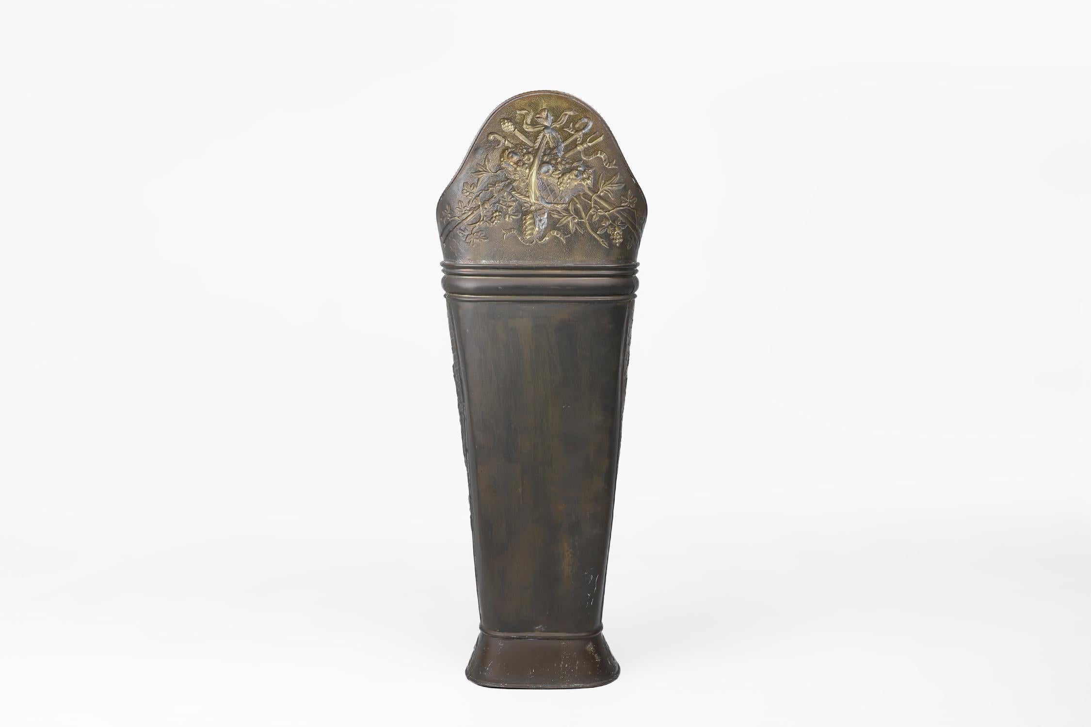 An antique rustic ornate umbrella stand in copper, France 1900 For Sale 5