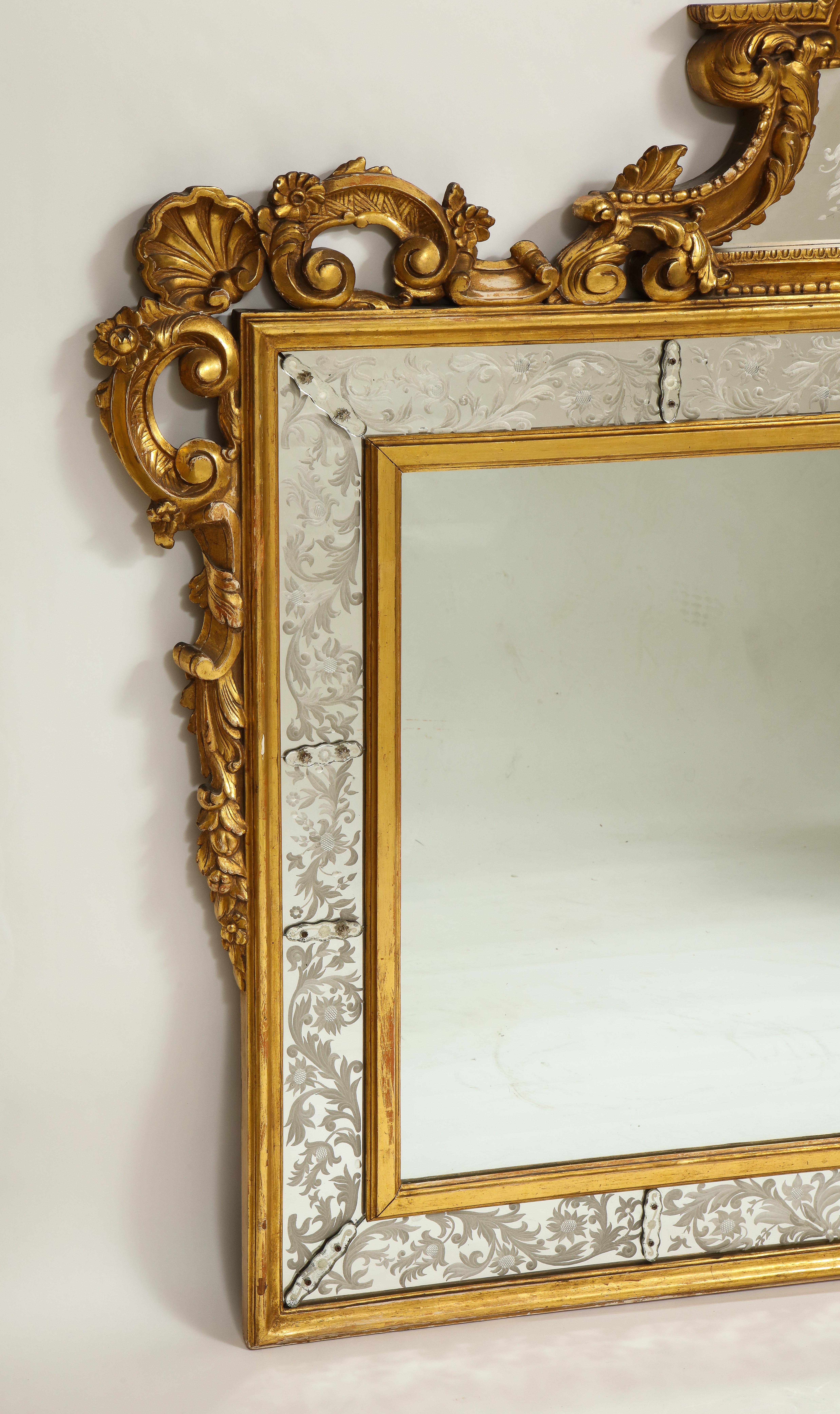 Antique Venetian 19th Century Giltwood Hand-Etched and Hand-Engraved Mirror 4