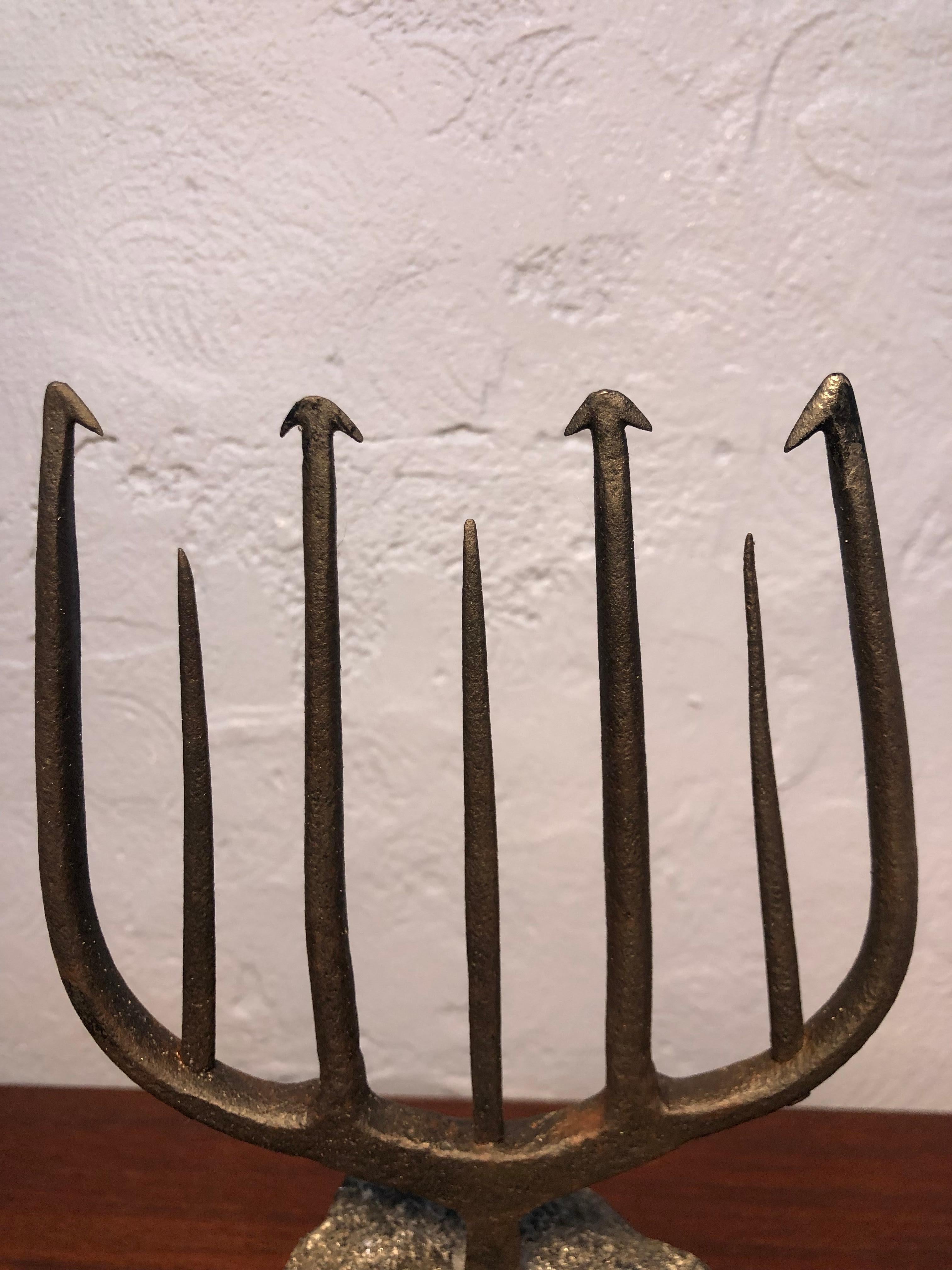 Antique Wrought Iron Eel Fork Mounted on to Basalt Rock In Good Condition For Sale In Søborg, DK