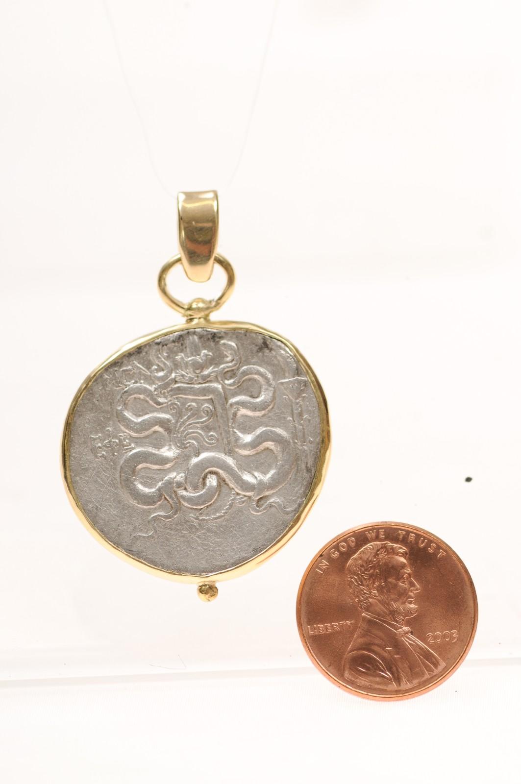Classical Greek An AR Tetradrachm Cista Mystica Pendant with 18 Karat Gold (pendant only) For Sale