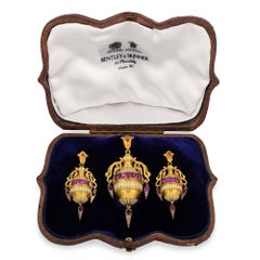 Una suite di rinascita archeologica attribuita a Guliano