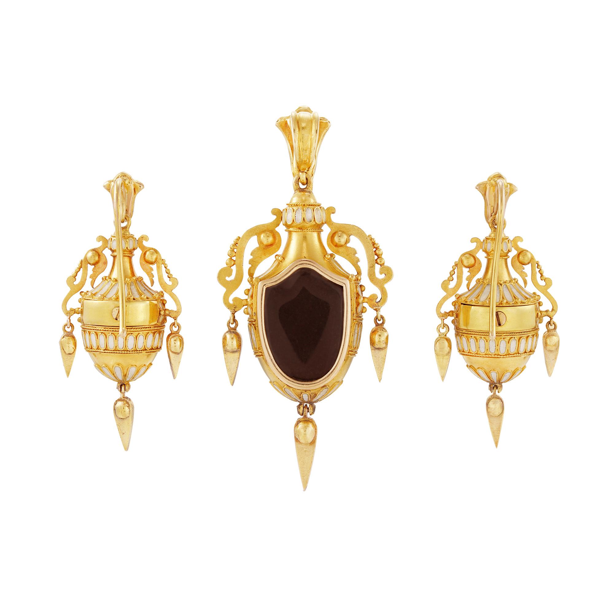 Women's or Men's An arcaheological revival suite attributed to Guliano For Sale