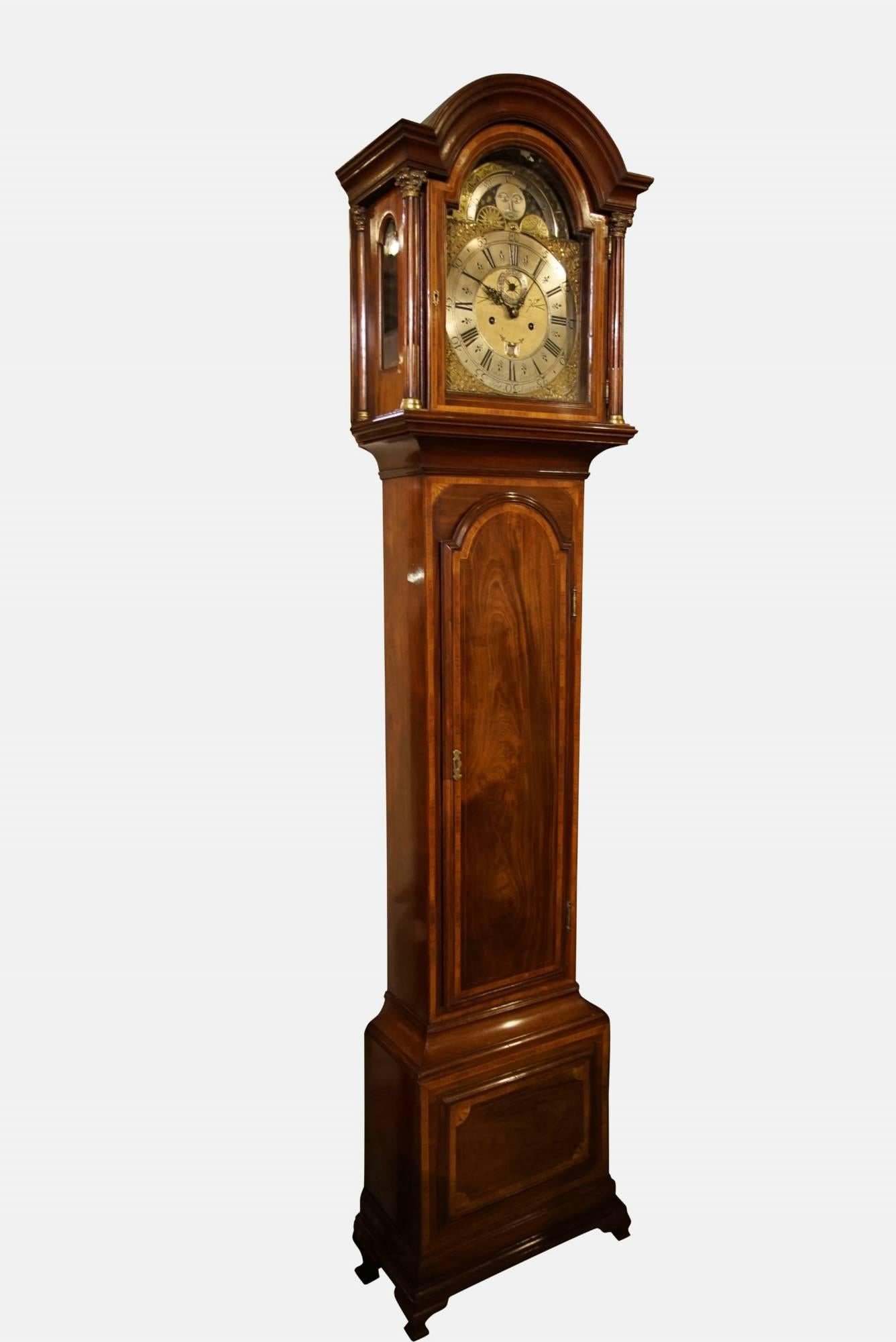 A superb mahogany, tulip wood crossbanded arched dial 8 day longcase clock with a revolving moon phase to the arch by Christopher Locket, Tetbury,
Overhauled and in good working order 

circa 1780

Dial dimensions:

42cm high
31cm wide.
 
