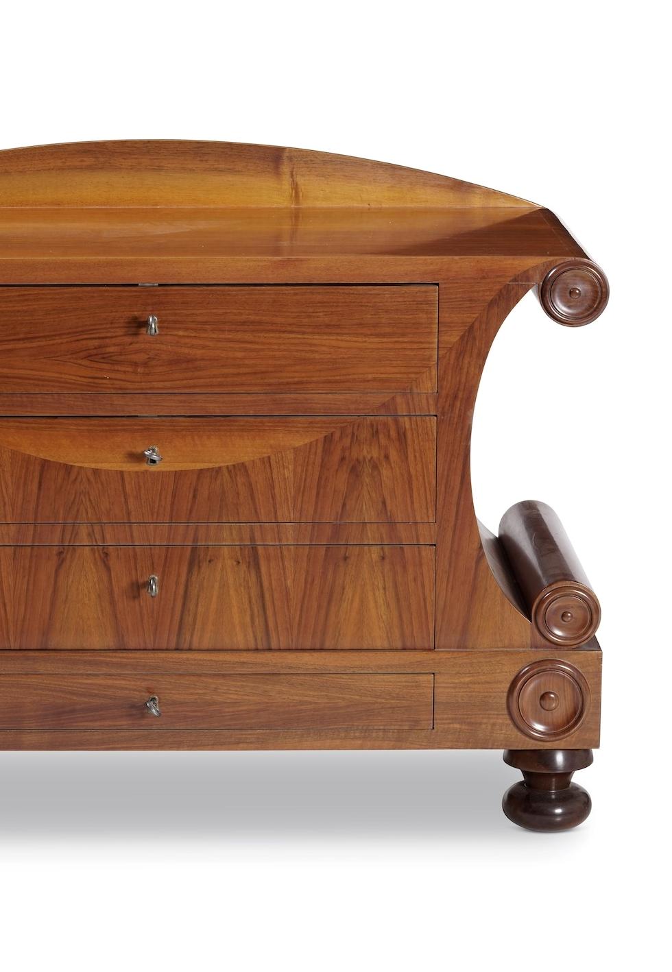 Architectural 19th Century Biedermeier Commode In Good Condition For Sale In London, GB