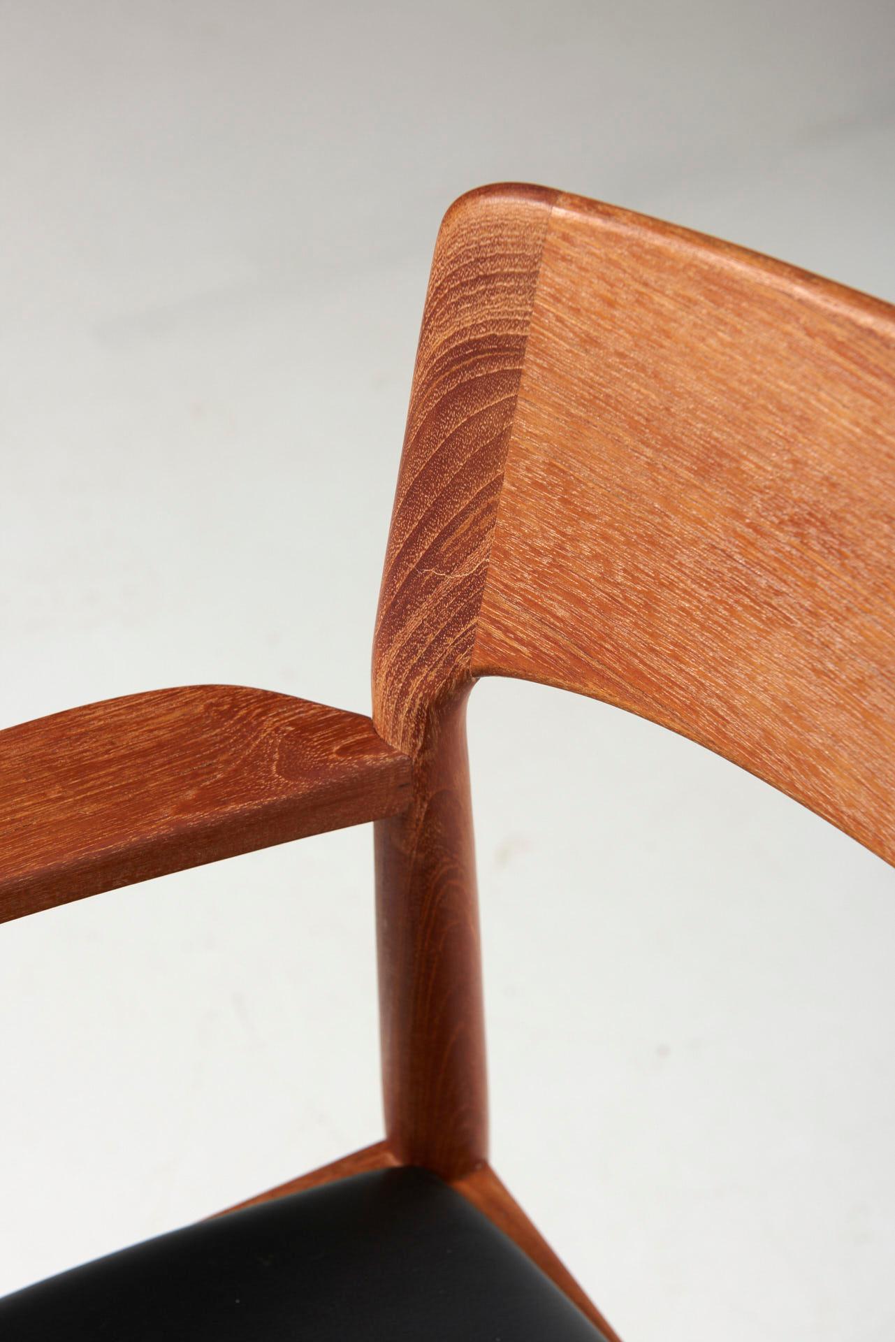Armchair in Teak Made by K.S. Møbler In Good Condition For Sale In Antwerpen, BE