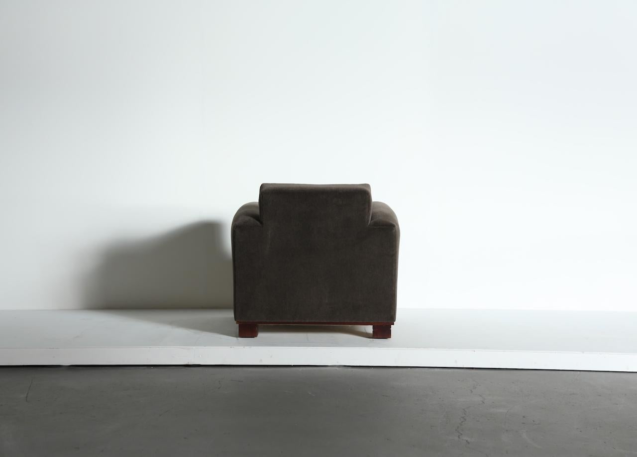 Un sillón, atribuido a Jacques Adnet, Francia, años 50 Alpaca en venta