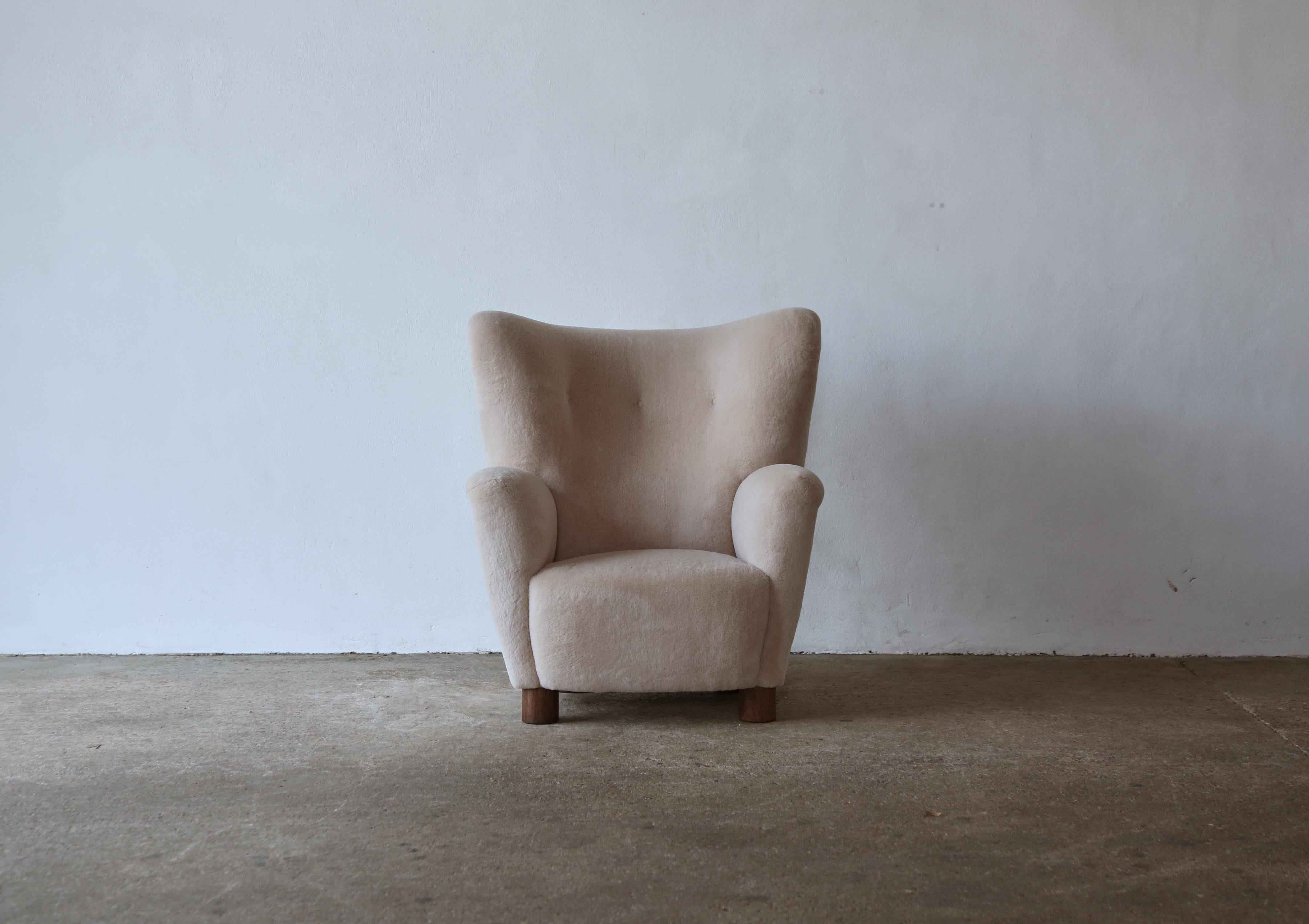 Ein Sessel, neu gepolstert mit reiner Alpakawolle, Dänemark, 1950er Jahre im Angebot 5