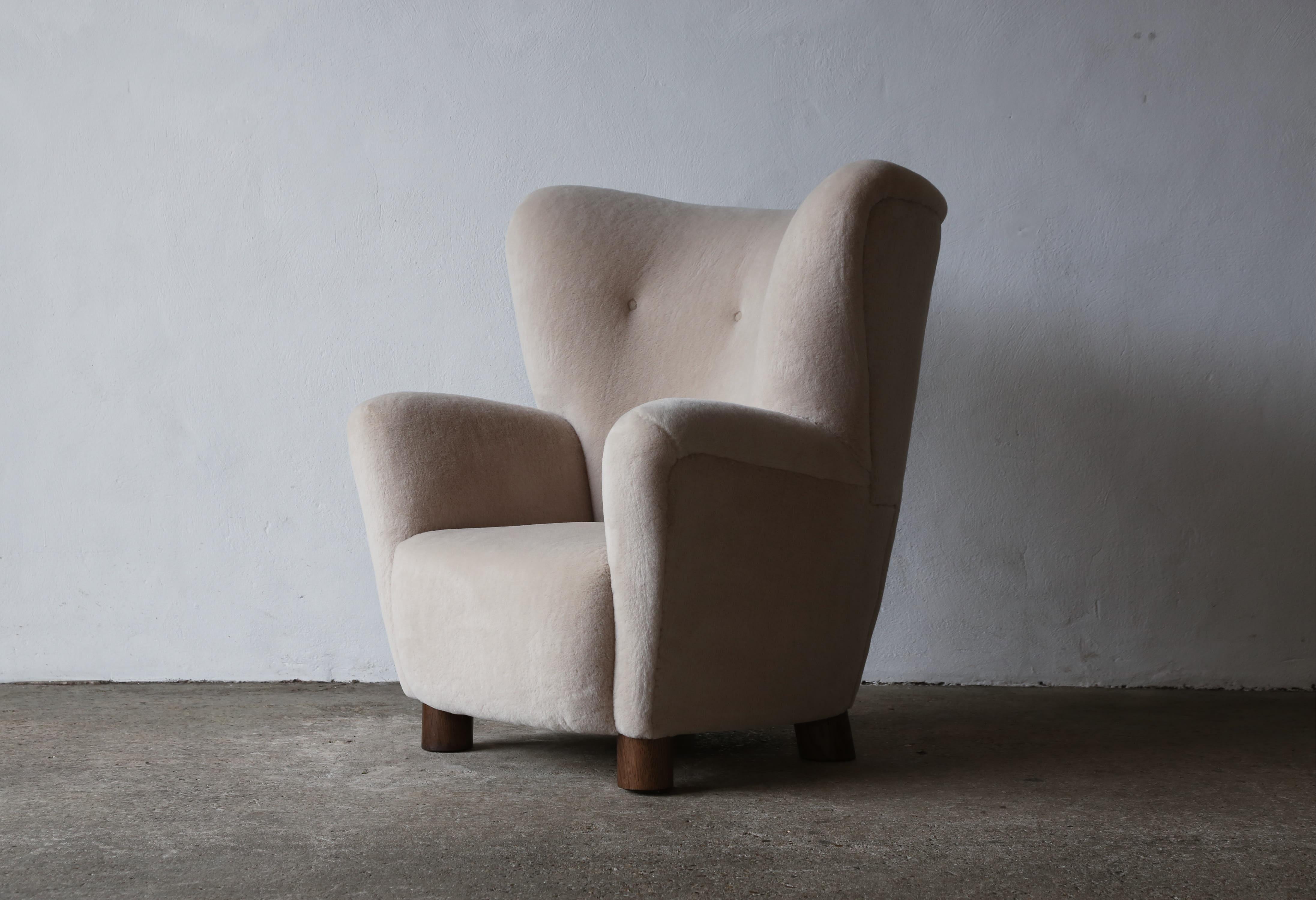 Ein Sessel, neu gepolstert mit reiner Alpakawolle, Dänemark, 1950er Jahre im Angebot 7