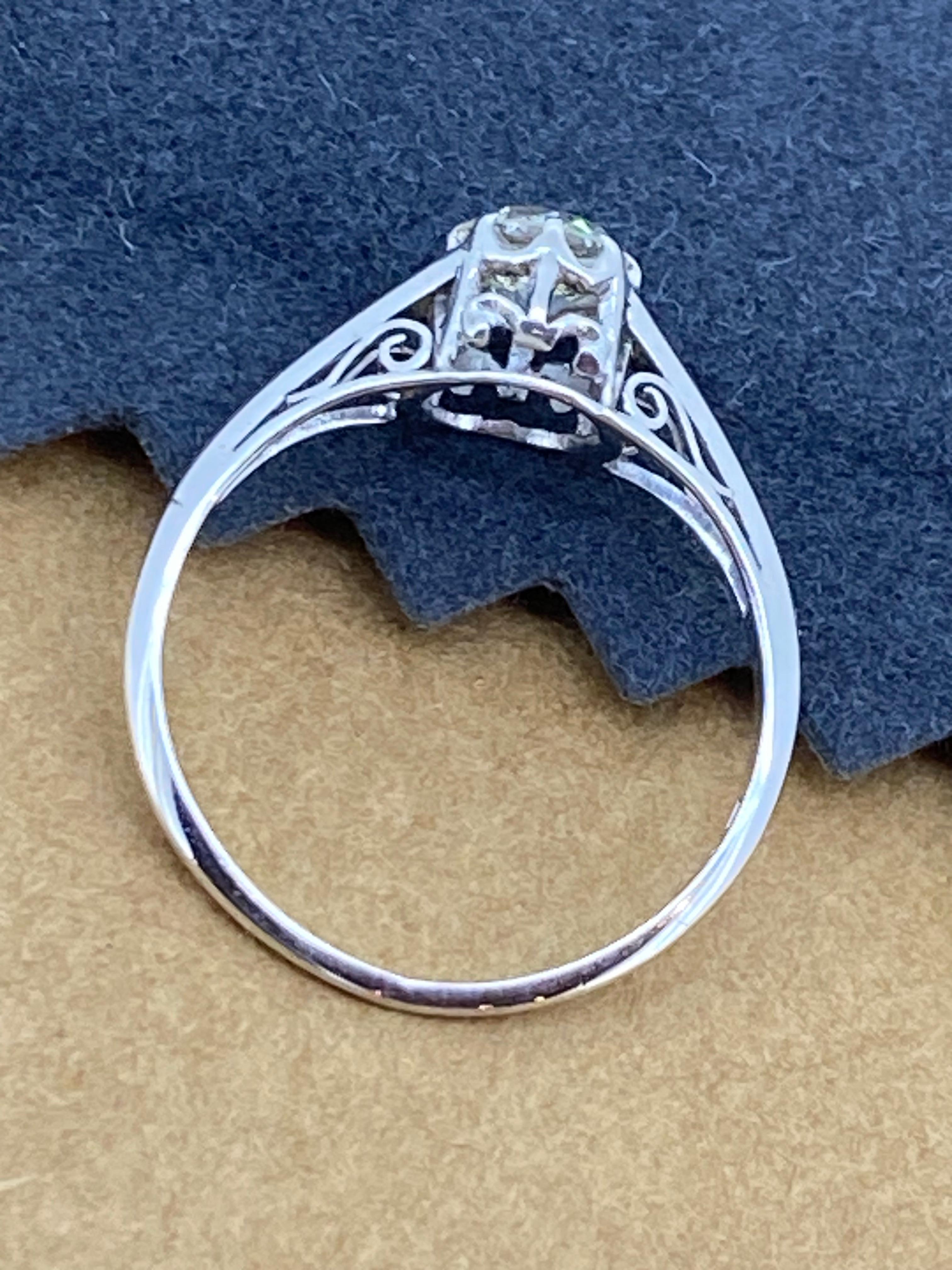 Women's An Art-Deco 0.40ct Old European Cut Diamond Solitaire 18K Gold/Platinum Ring For Sale