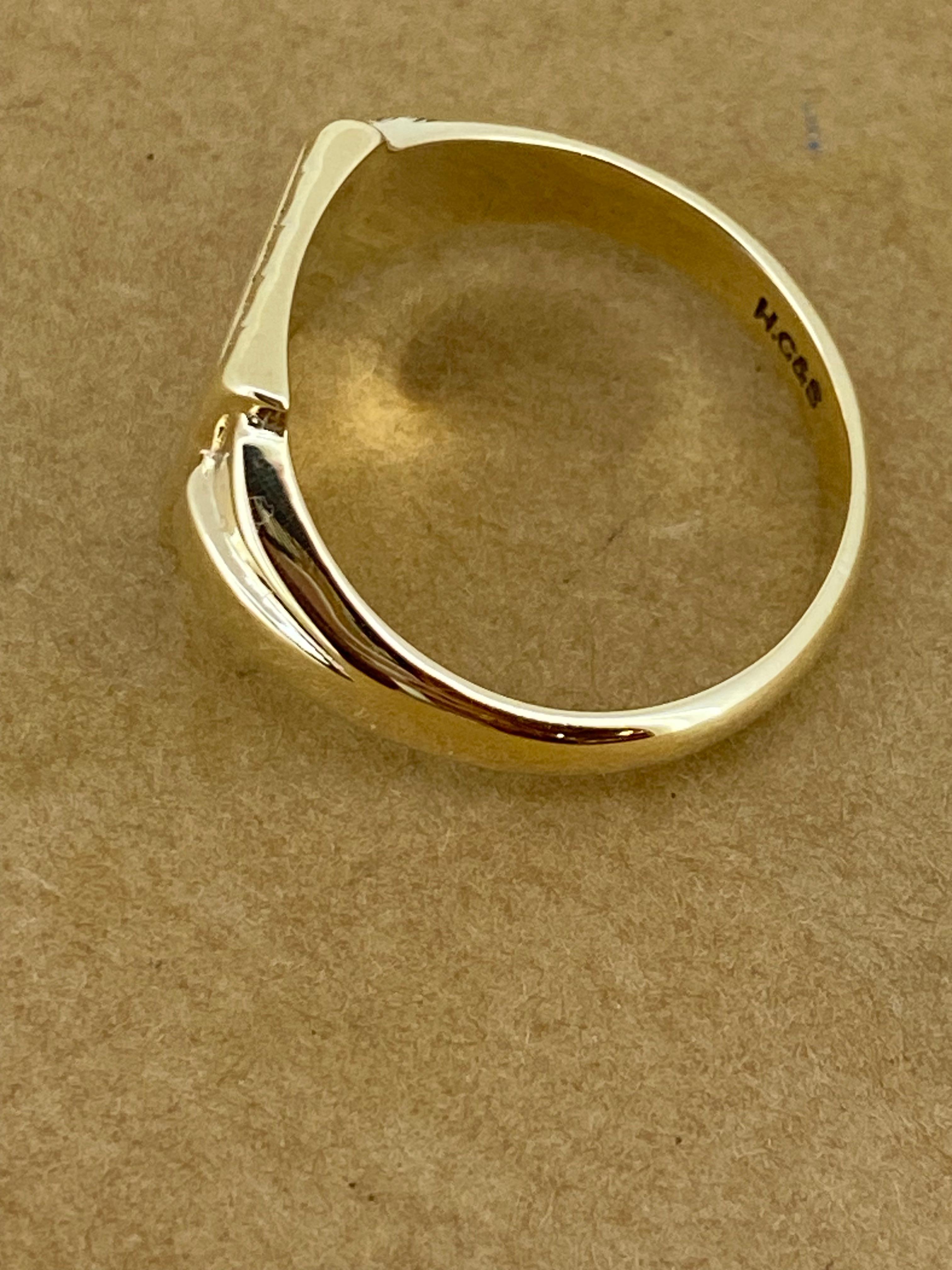 Un anello da uomo con sigillo inciso in oro giallo 9K Art-Deco. Punzoni inglesi, anni '30 circa in vendita 1