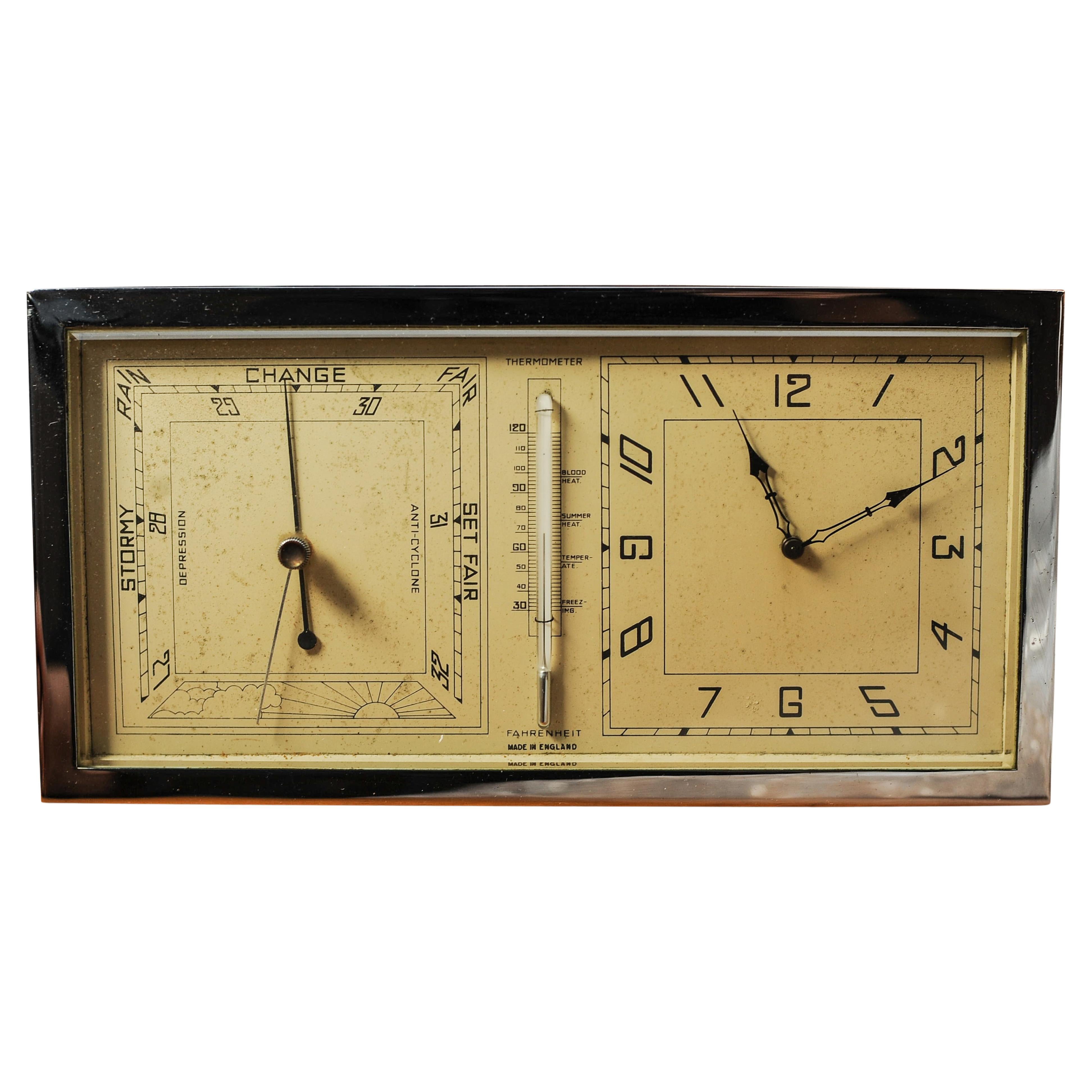 Art déco Grande horloge de bureau Art Dec chromée 8 jours avec jauge de température sur un Stand 1930s en vente