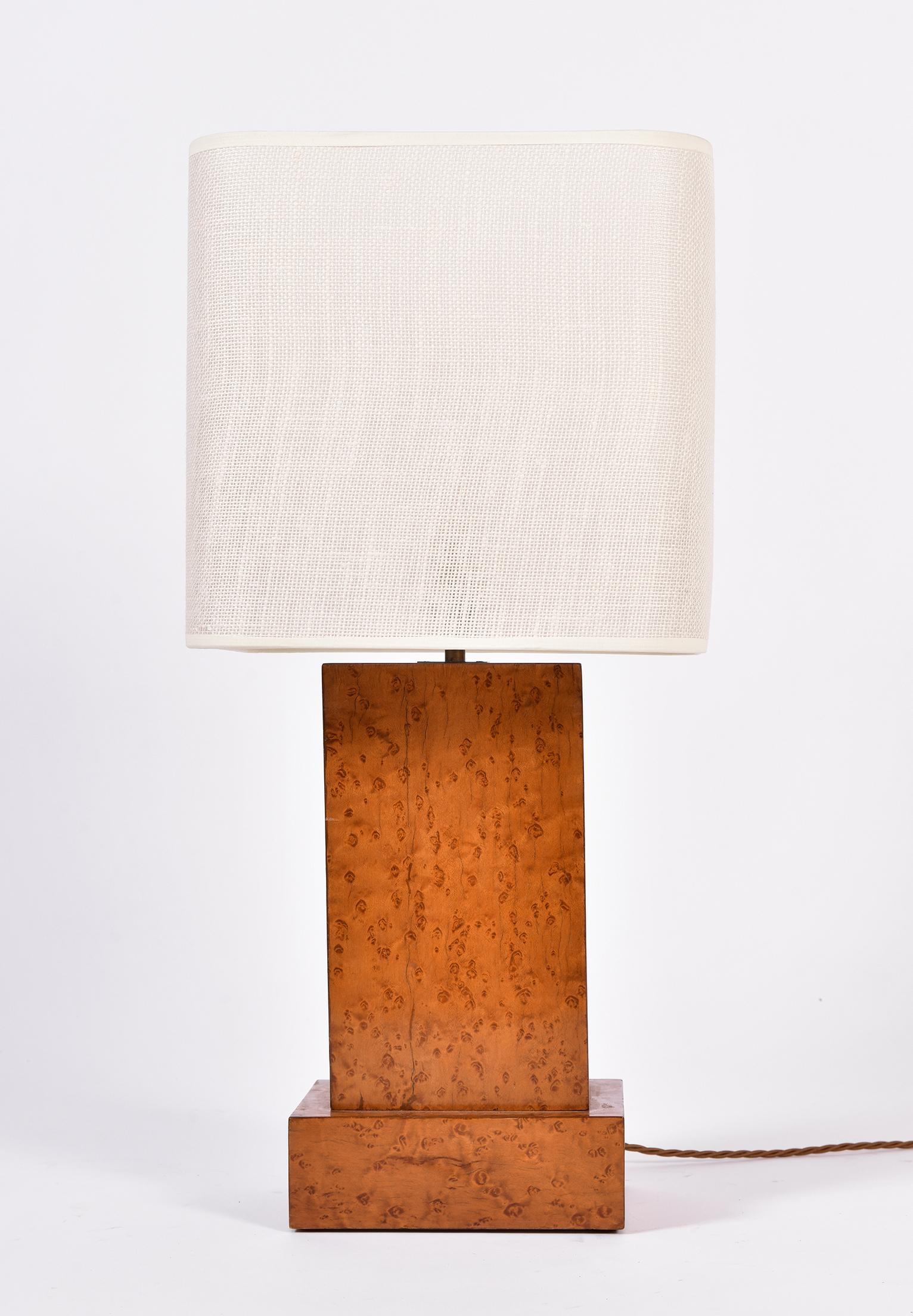 20th Century Art Deco Birdeye Maple Veneer Table Lamp