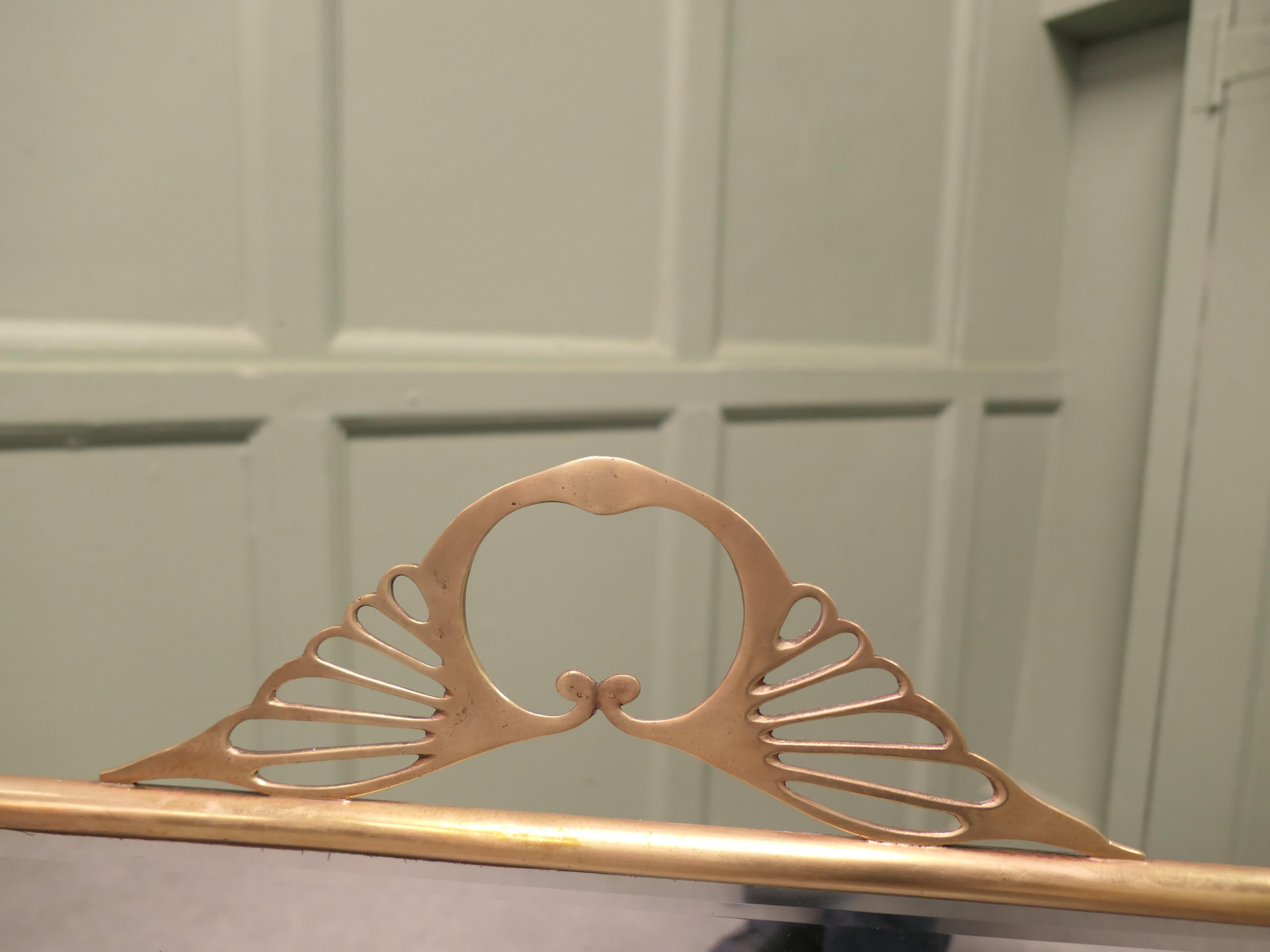 Specchio Parafuoco Art Deco in ottone e specchio a raggiera in vendita