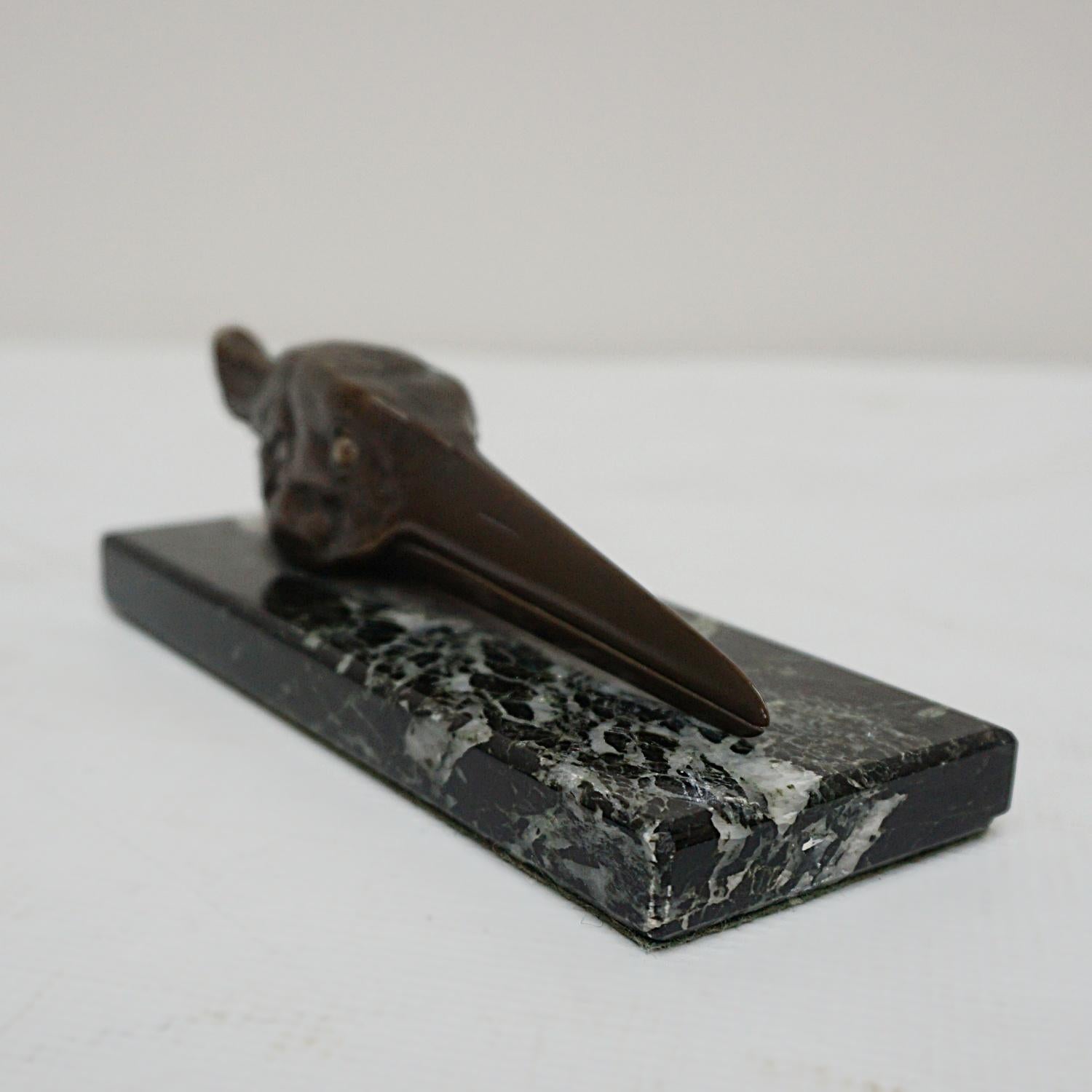 Art Deco Bronze Letter Holder Modelled as a Stork English, circa 1930 For Sale 1