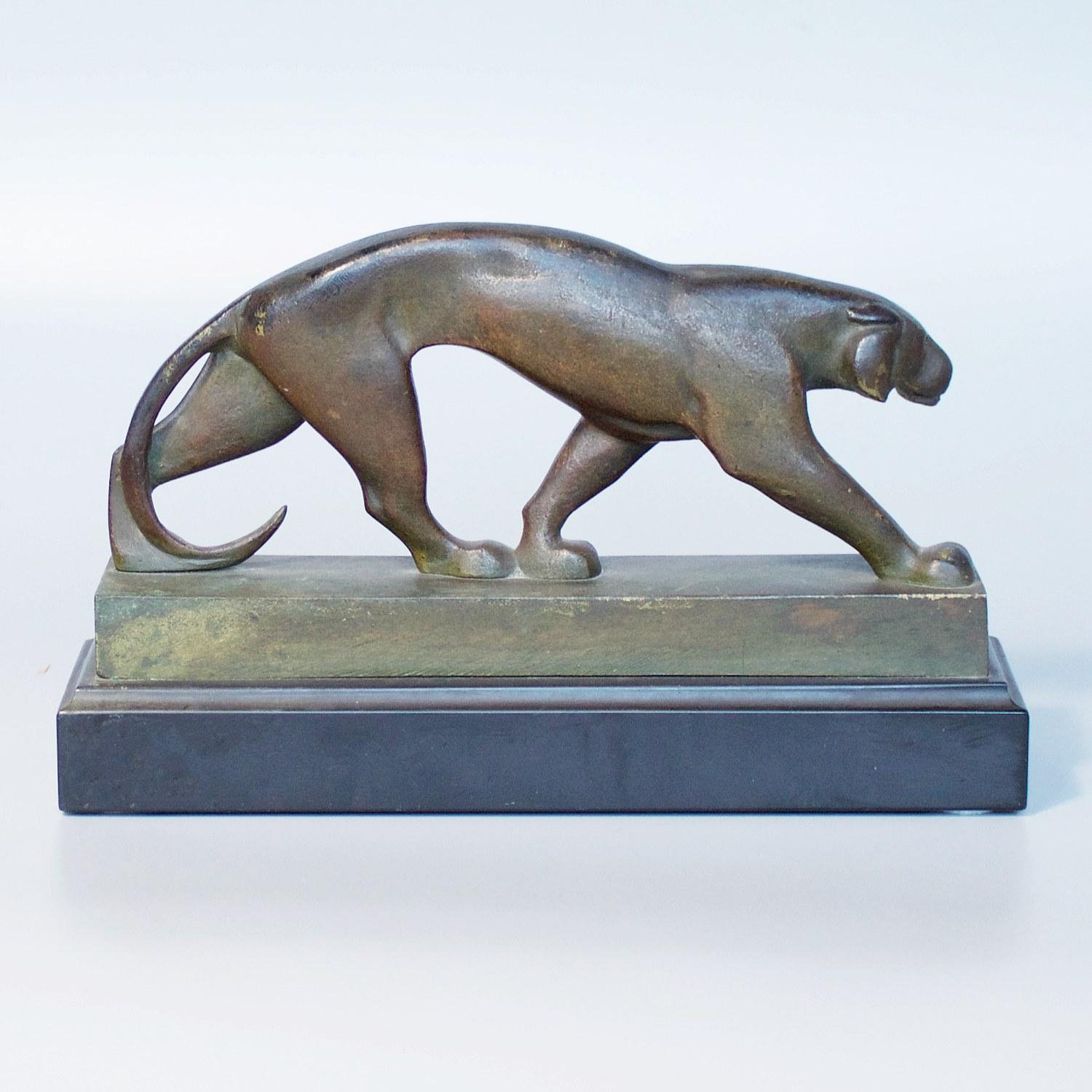 Art Deco Bronze Panther Attributed to Jean Luc French, circa 1930 3